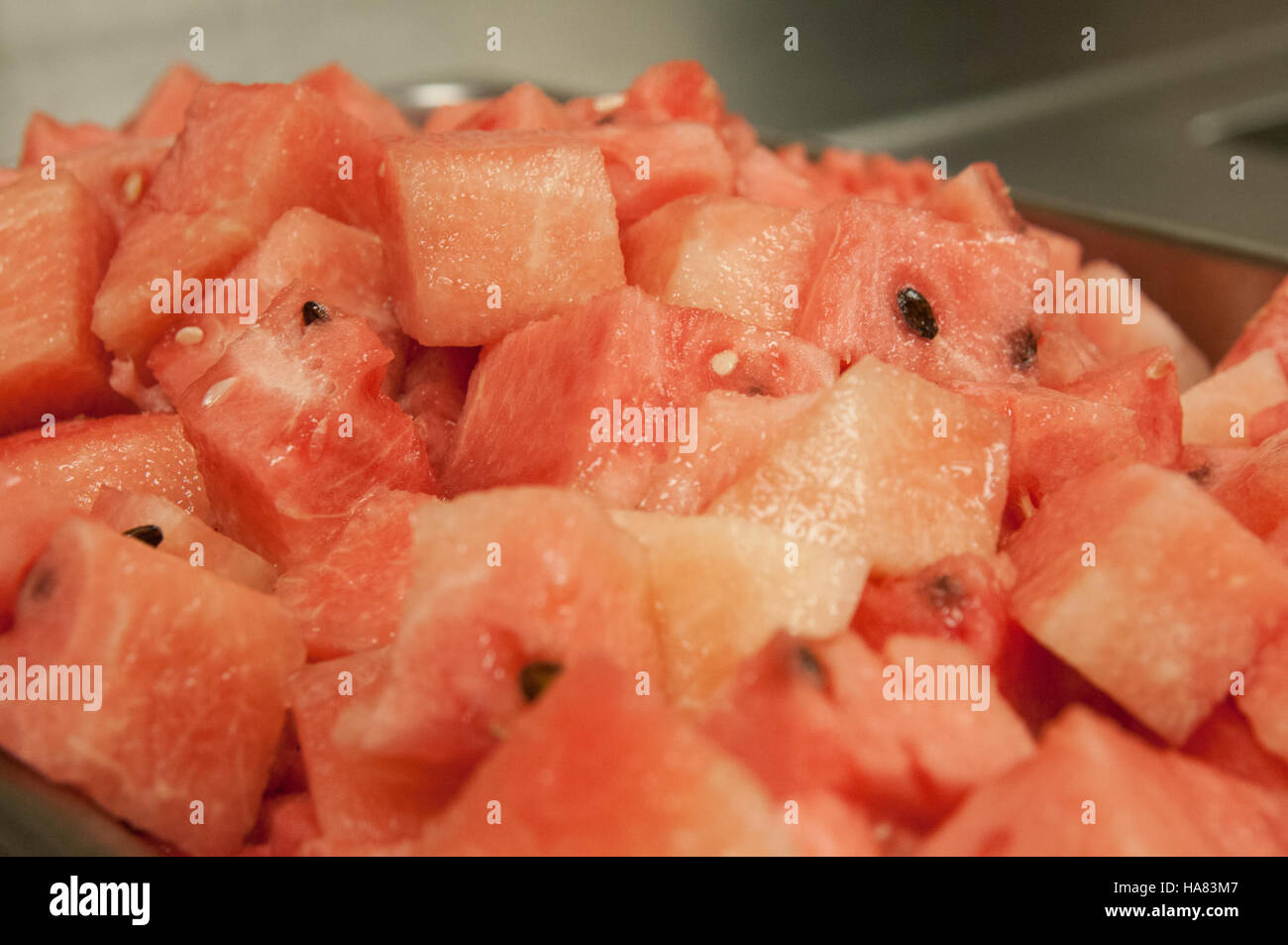 The USDA's Food and Nutrition Service (FNS) supports healthy school ...