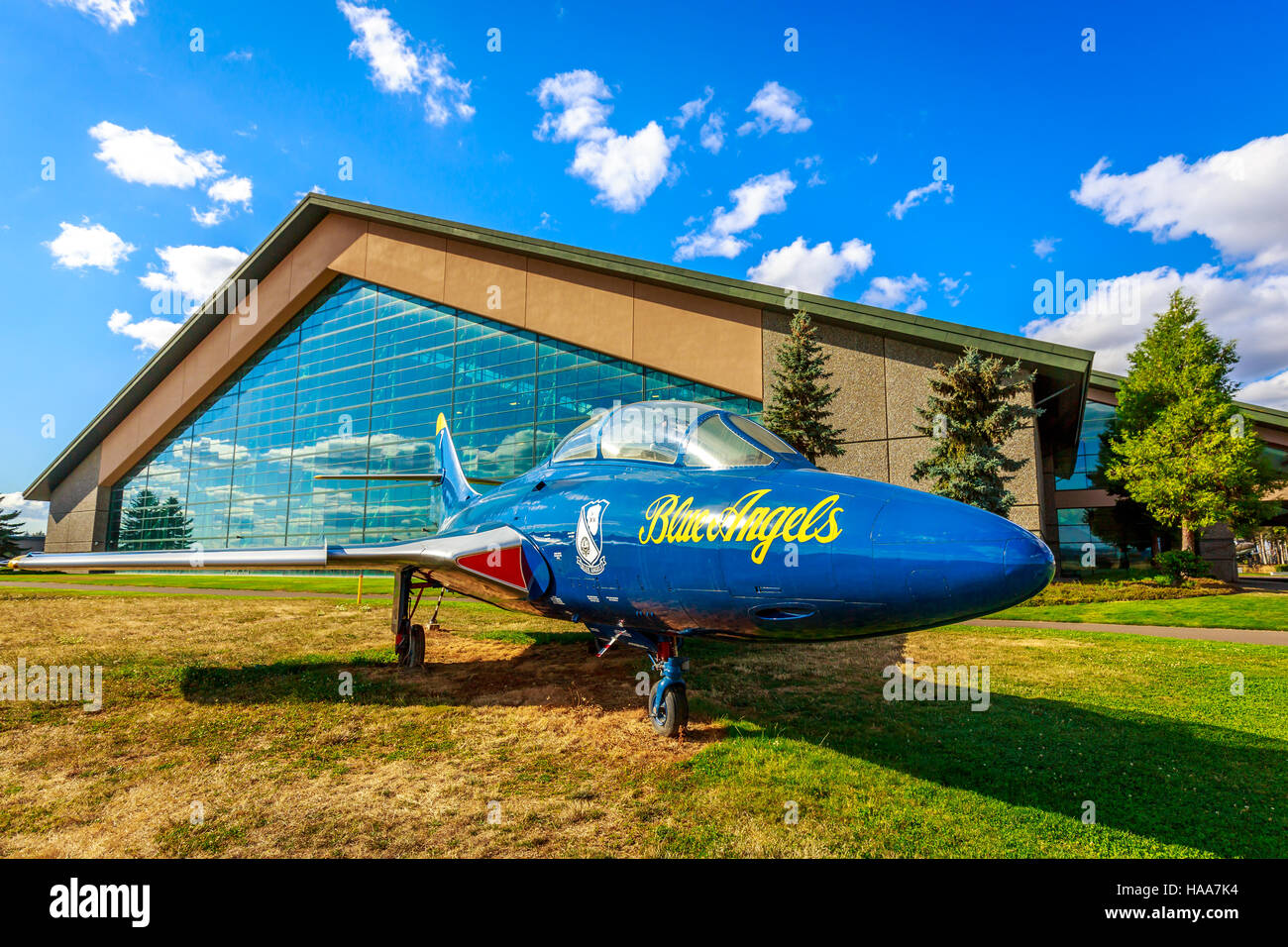McMinnville, Oregon - August 31, 2014: Grumman TF-9J Cougar fighter aircraft in the color of the 'Blue Angels' on exhibition at Evergreen Aviation & S Stock Photo