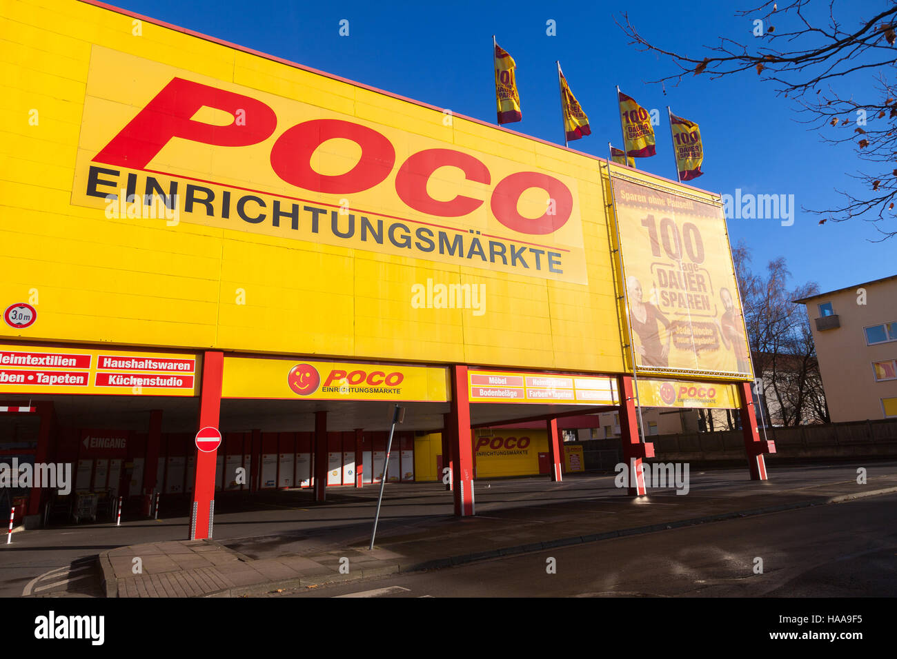 Poco furnishing market hi-res stock photography and images - Alamy