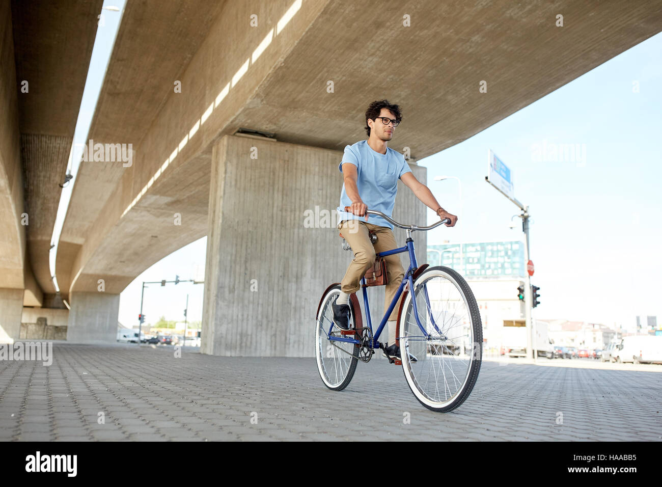 btwin rockrider 350 price