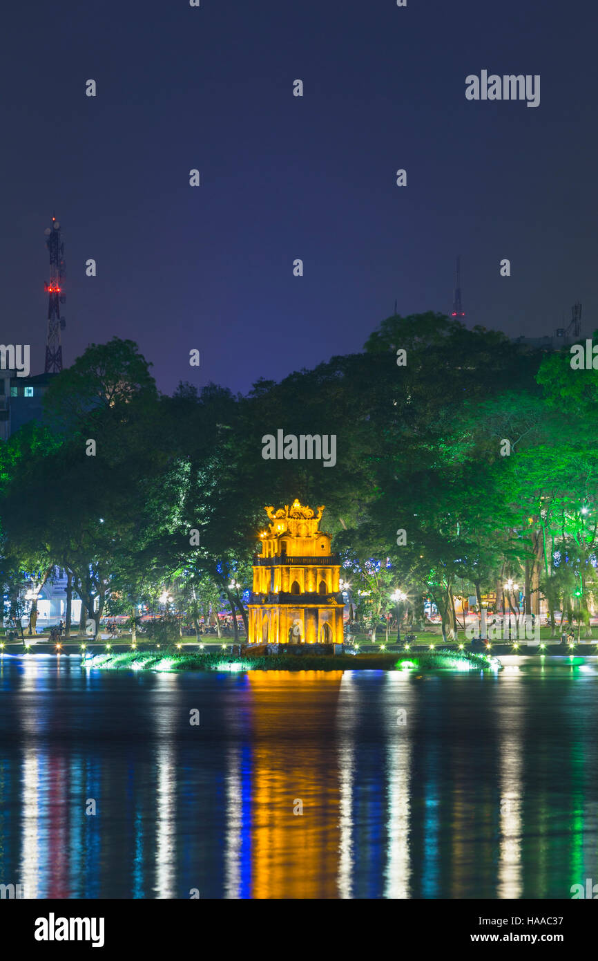 Thap Rua temple or Turtle Tower at night, Hoan Kiem lake, Hanoi, Vietnam Stock Photo