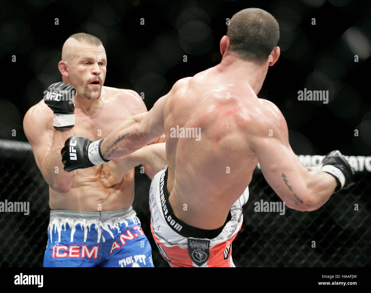 Chuck Liddell, left, fights Wanderlei Silva during UFC 79 at the