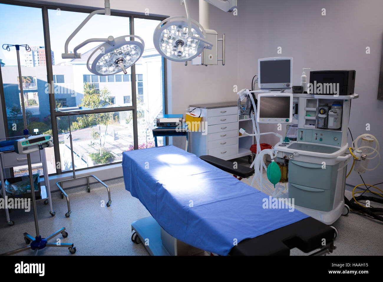 Medical equipment devices hires stock photography and images Alamy