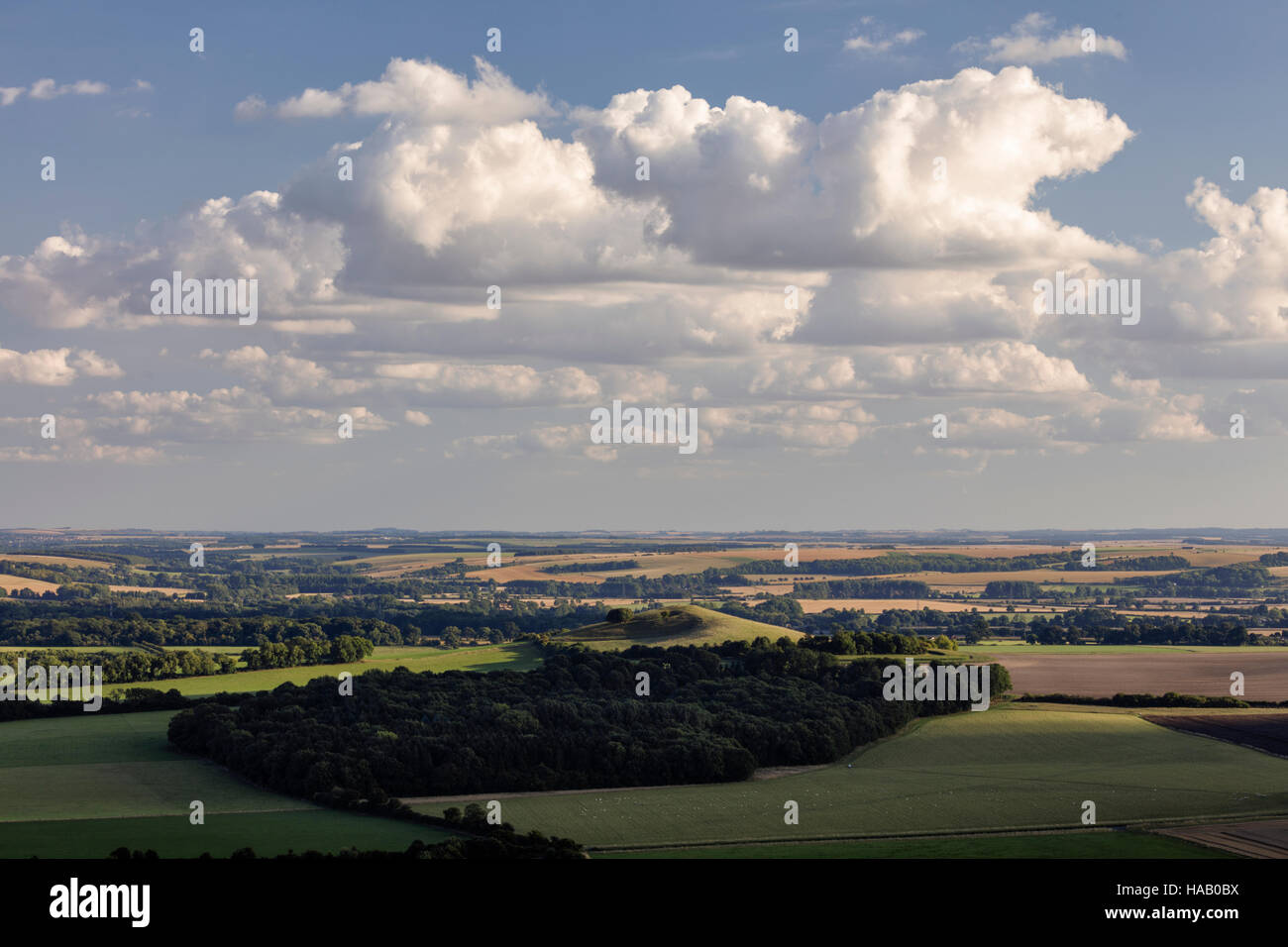 Distant view over farmland on Pewsey Downs Stock Photo