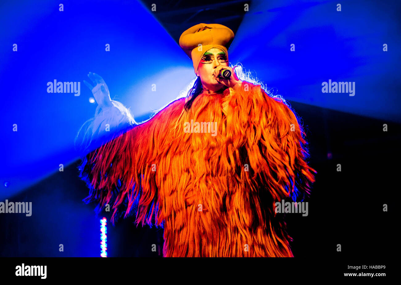 Milan, Italy. 28th Nov, 2016. Peaches performs live at Circolo Magnolia in Milano, Italy, on November 28 2016 Credit:  Mairo Cinquetti/Alamy Live News Stock Photo