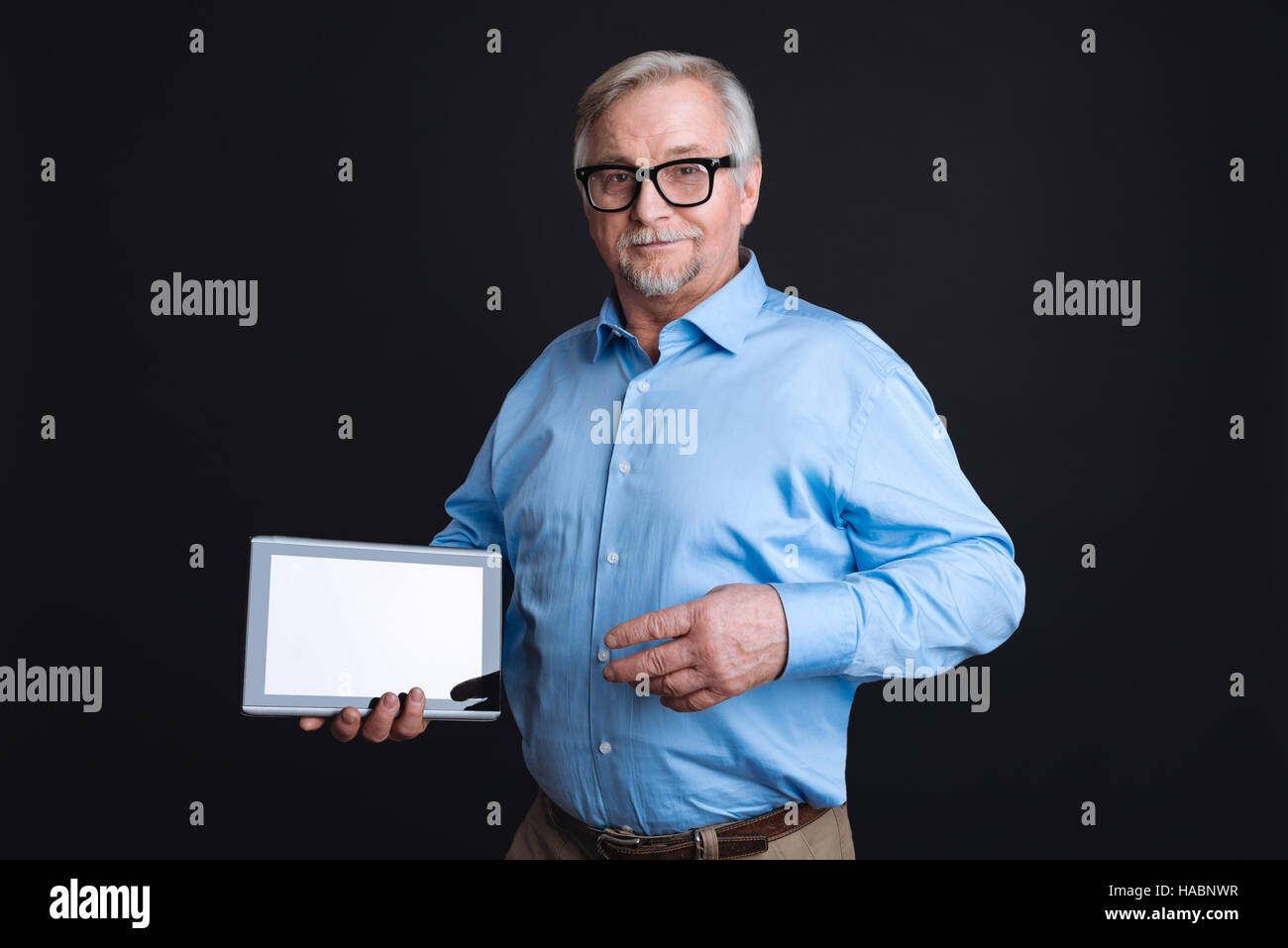 Grey haired man wearing glasses hires stock photography and images Alamy