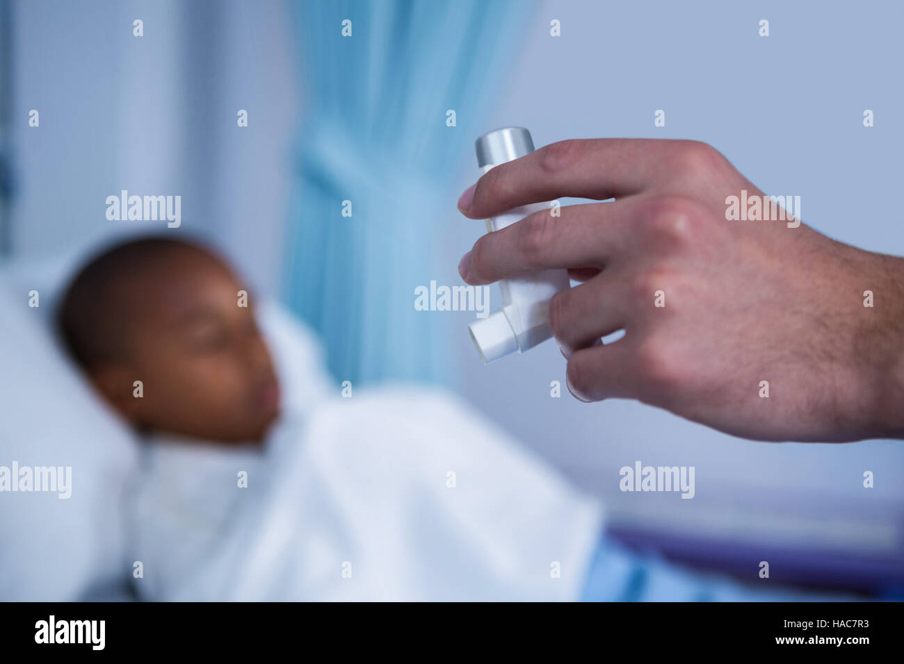 Asthma pump hires stock photography and images Alamy