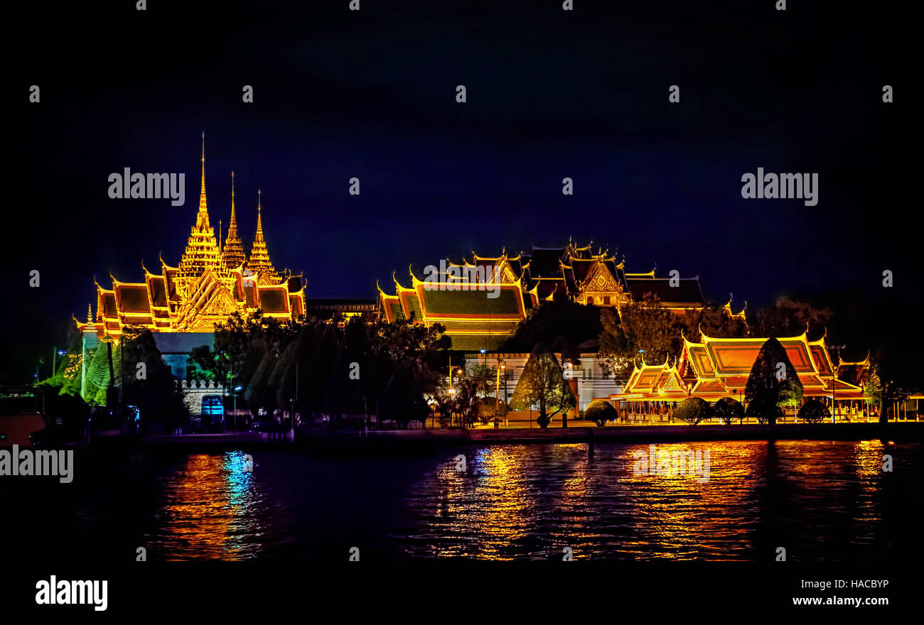 Bangkok's Grand Palace, Phra Borom Maha Ratcha Wang, as seen from the Chao Phraya River PHOTO BY LEE CRAKER Stock Photo