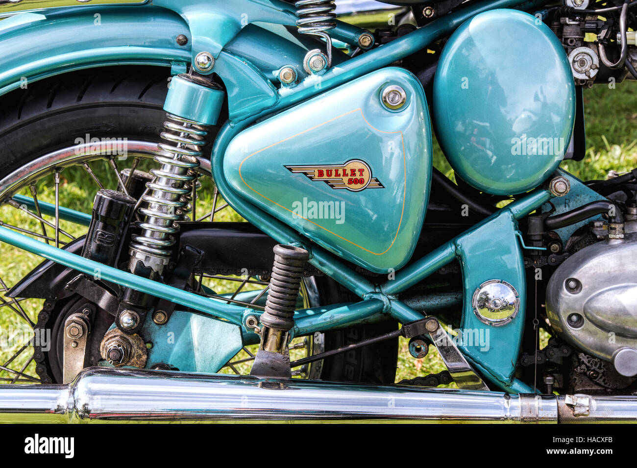 Royal enfield 500cc bullet hi-res stock photography and images - Alamy