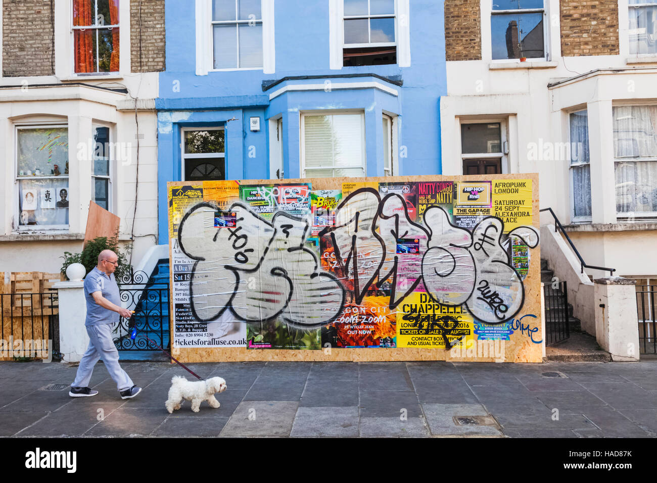 England, London, Notting Hill, Temporary Hoarding Used for Property Protection During Notting Hill Carnival Stock Photo
