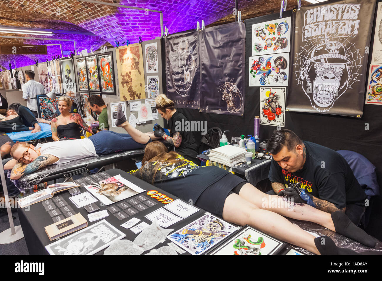 England, London, London Tattoo Convention, Tattooist at Work Stock