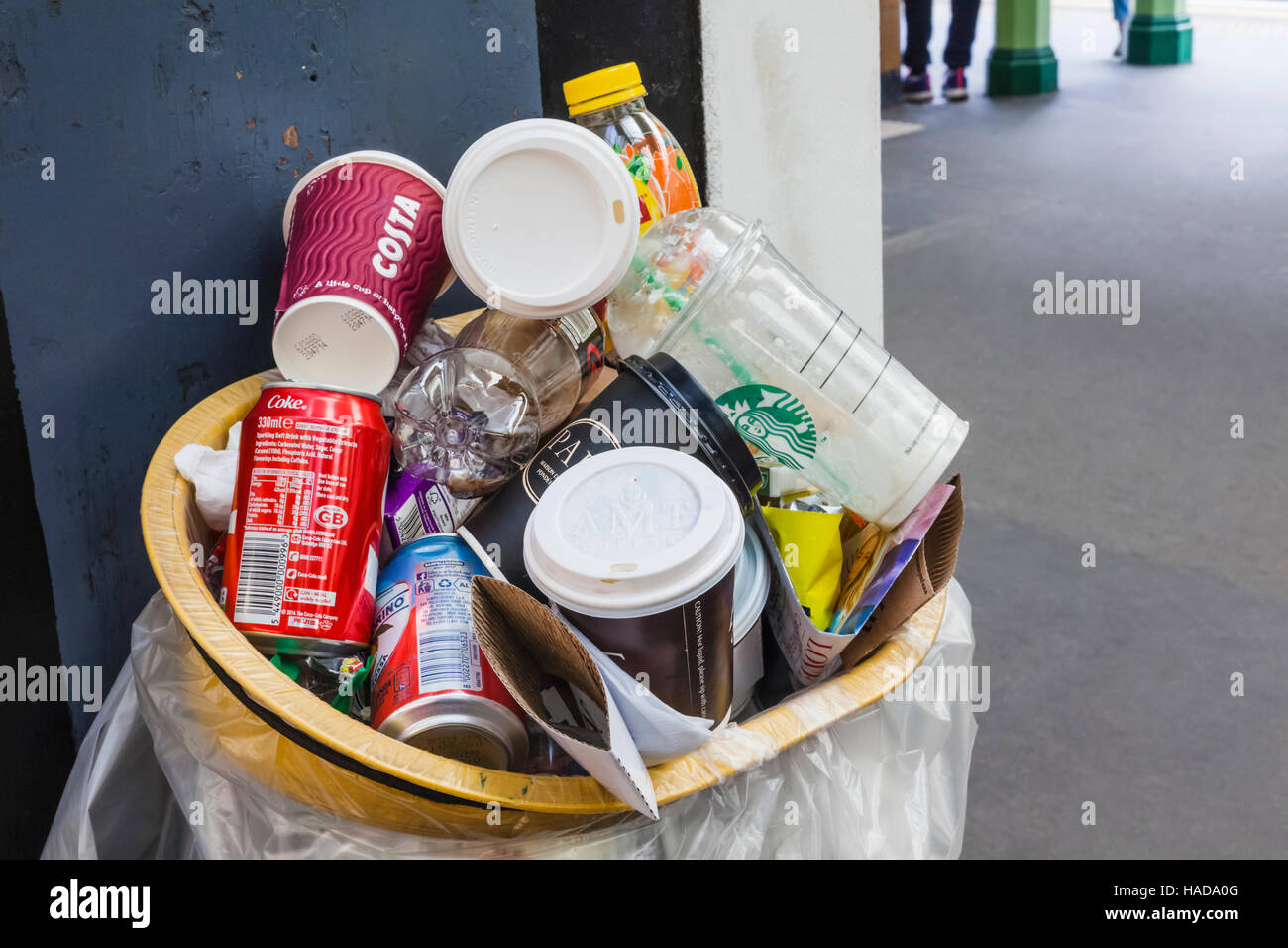 London bin hi-res stock photography and images - Alamy