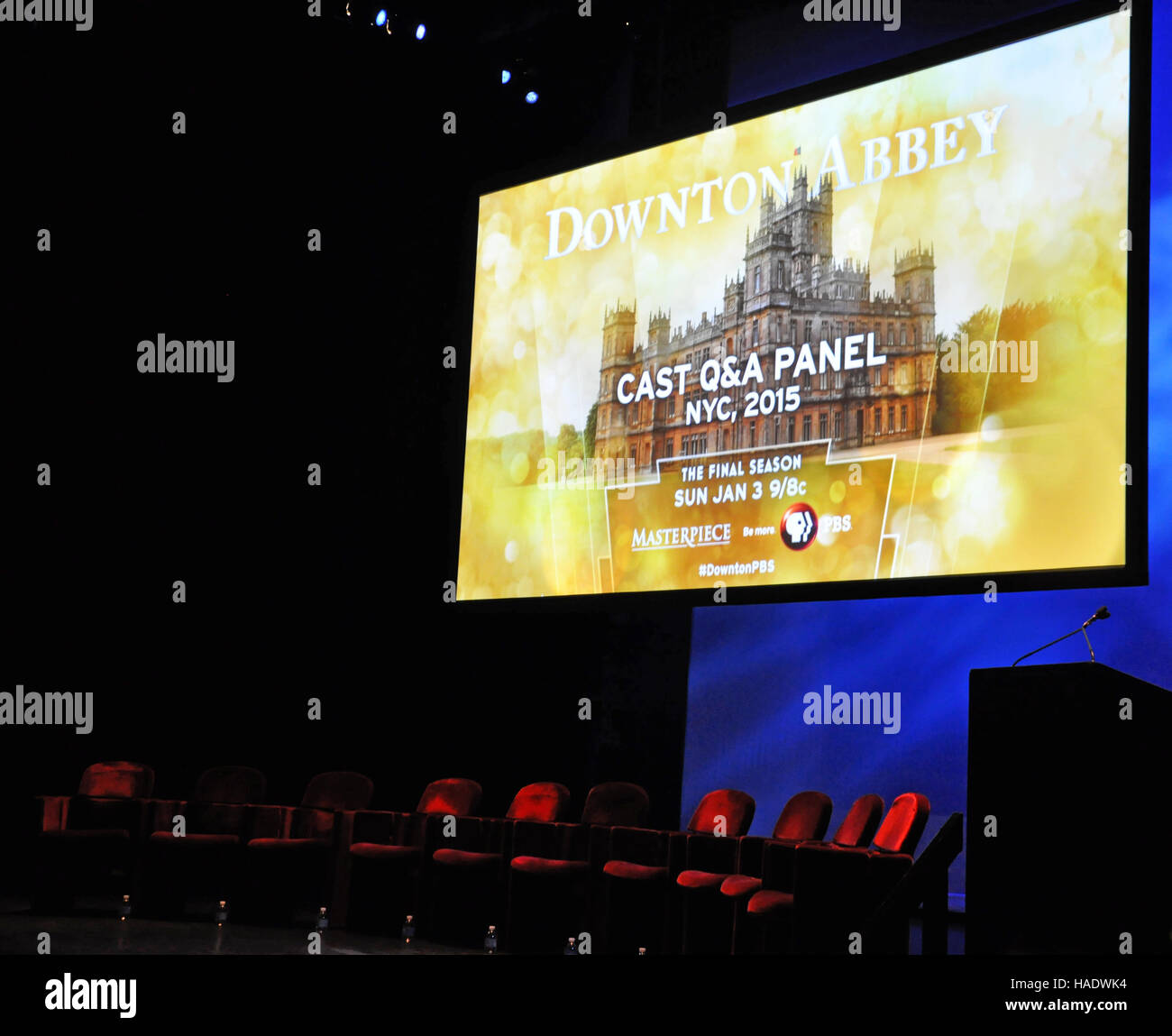NY, NY. December 8 2015.  Cast and creators of 'Downtown Abbey' at the PBS panel. © Veronica Bruno/Alamy Stock Photo