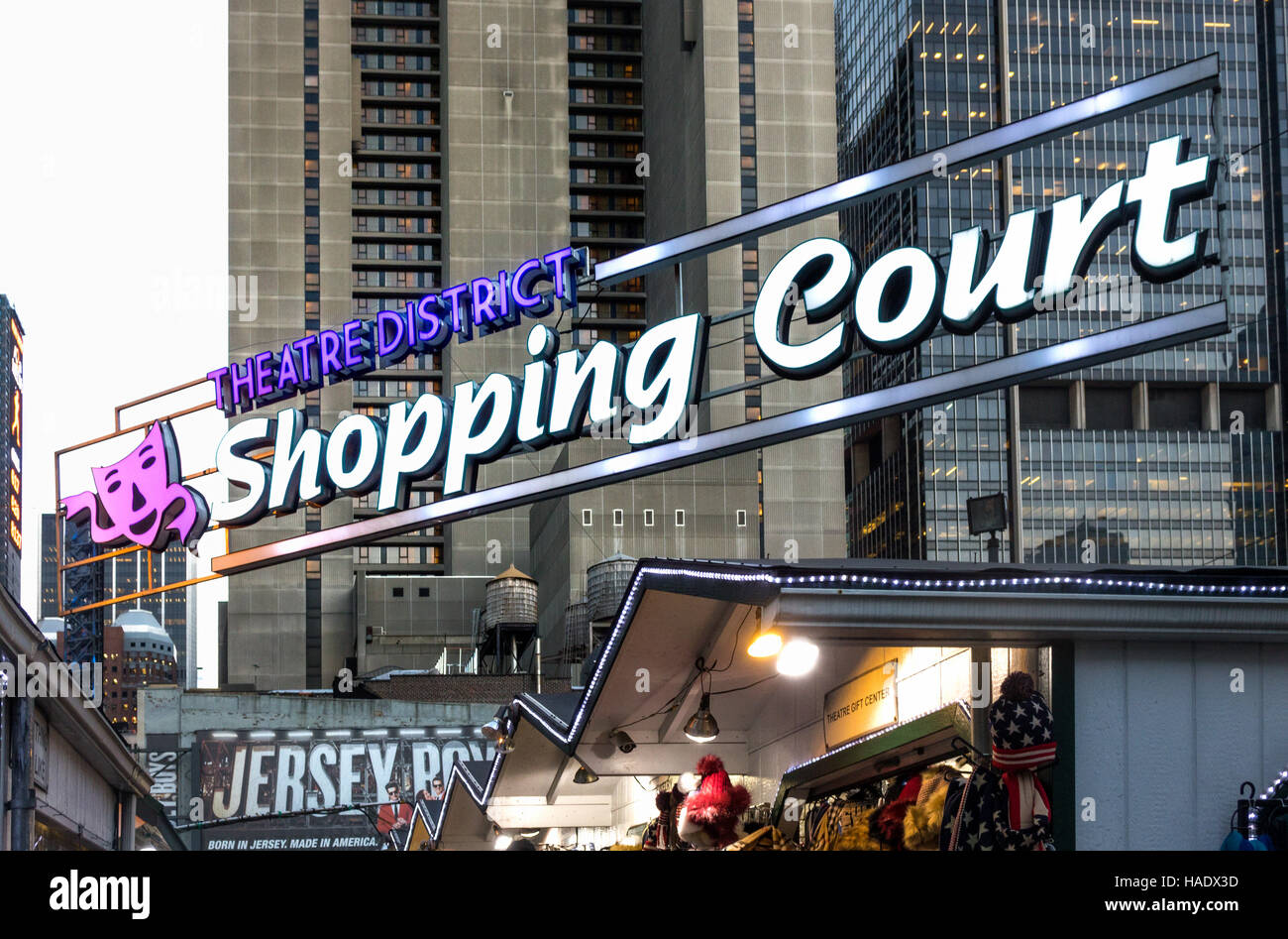 Theatre District Shopping Court in New York City Stock Photo Alamy