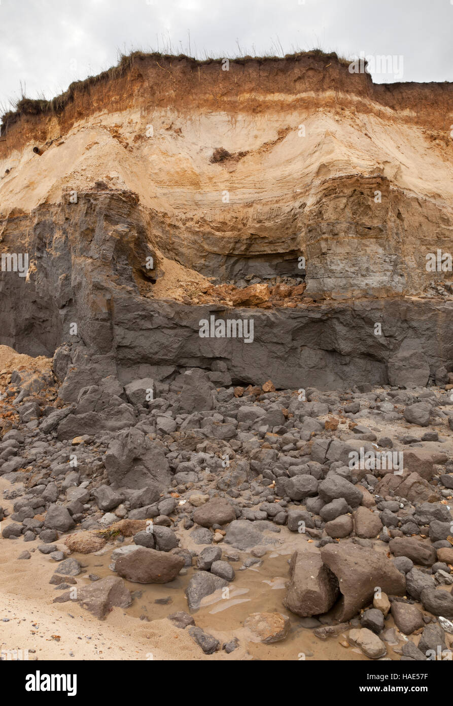 Coastal erosion at Happisburgh Beach in Norfolk England UK Stock Photo ...