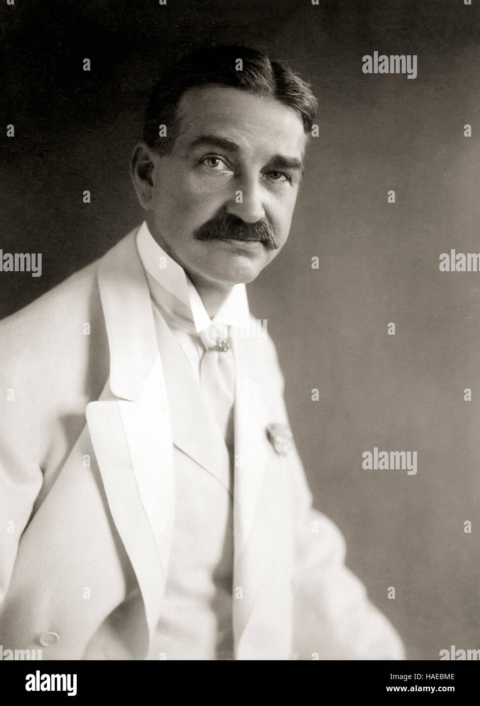 L. Frank Baum (1856-1919) prolific American author of children’s books including The Wonderful Wizard of Oz and its 13 sequels. Studio photograph circa 1908. Stock Photo