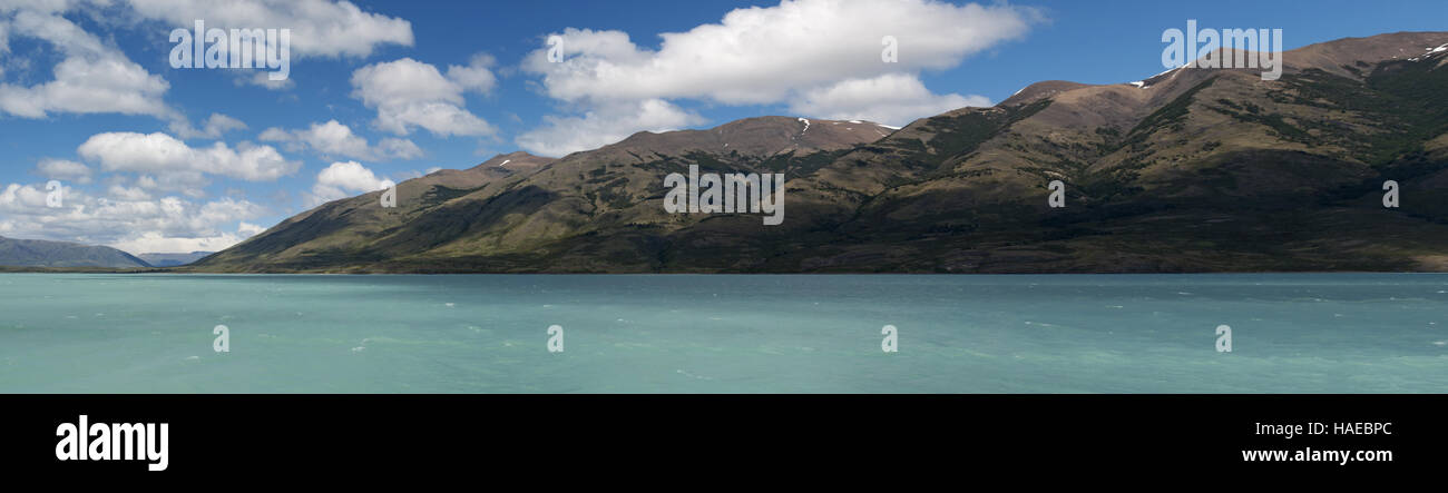 Patagonia, Argentina, lake cruise: the crystal clear water of Lake Argentino, the biggest freshwater lake in Argentina, in Los Glaciares National Park Stock Photo