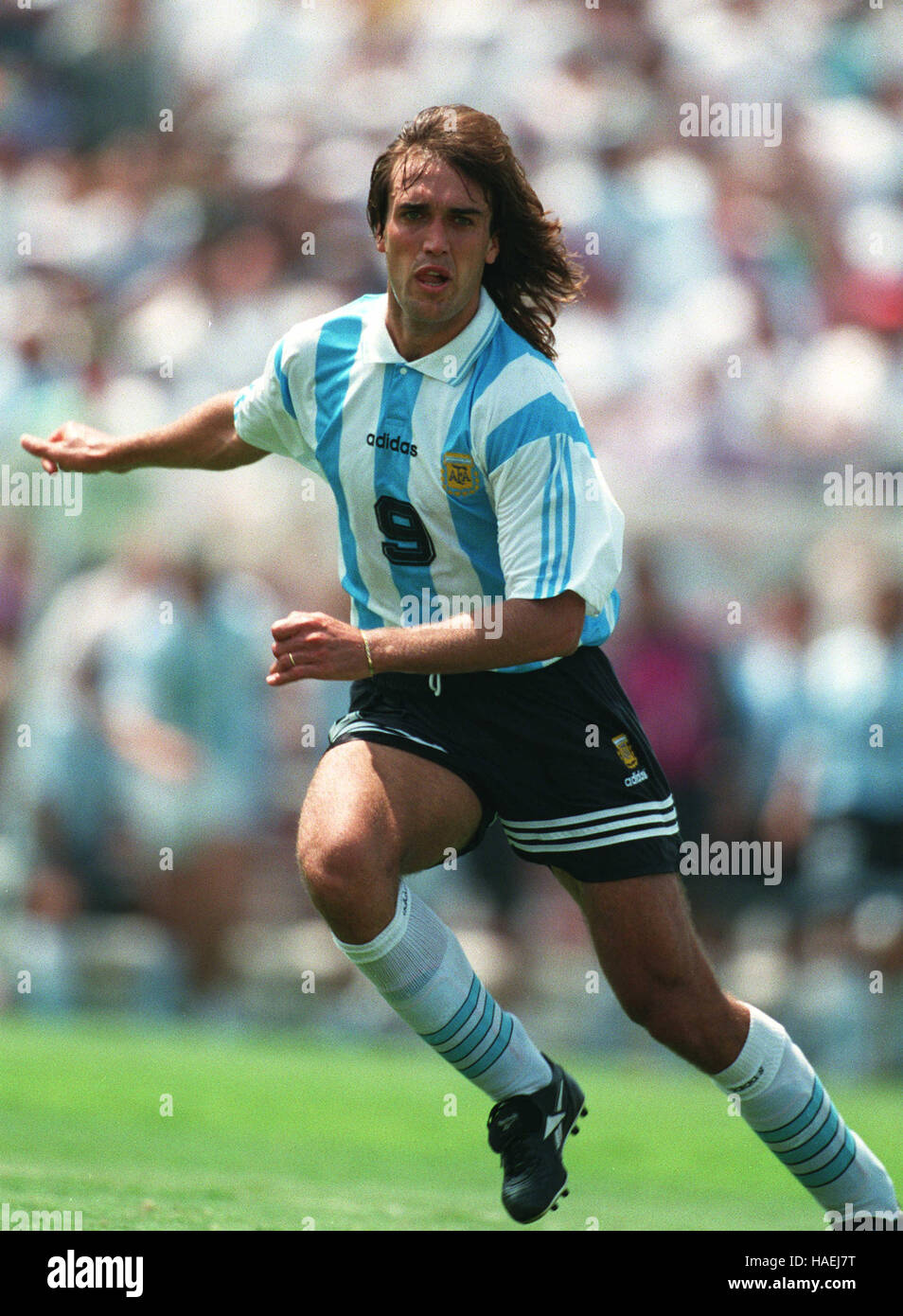 Gabriel Batistuta Gabriel batistuta hi-res stock photography and images - Alamy