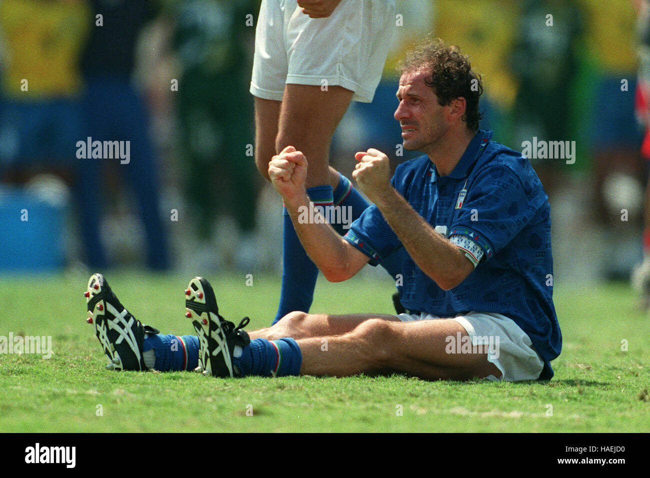 BARESI REACTS AFTER ITALY PEN ITALY V BRAZIL WORLD CUP FINAL 17 July 1994 Stock Photo