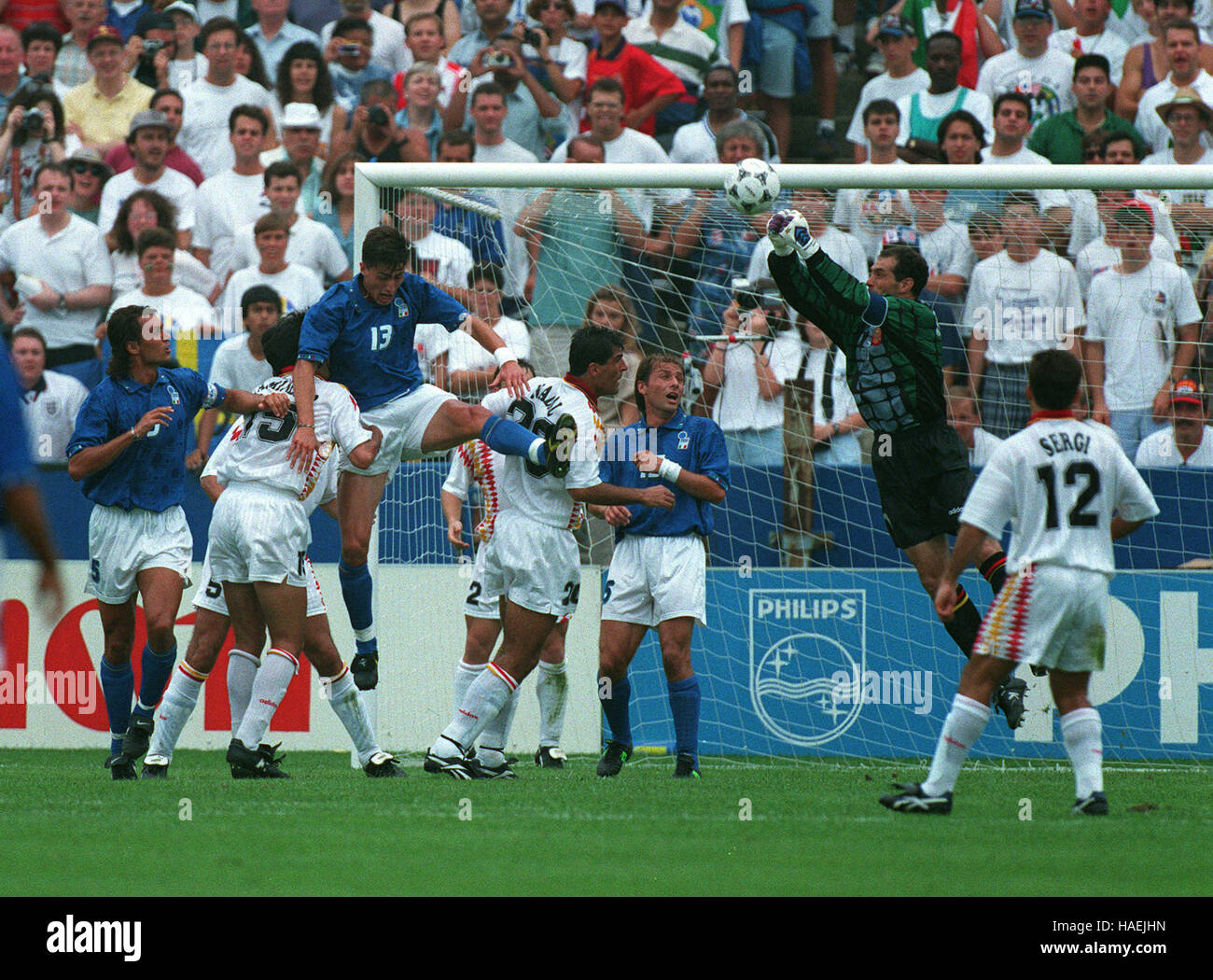 pix Italy Vs Spain 1994 https www alamy com stock photo zubizarreta punches clear spain v italy quarter final 22 july 1994 126941073 html