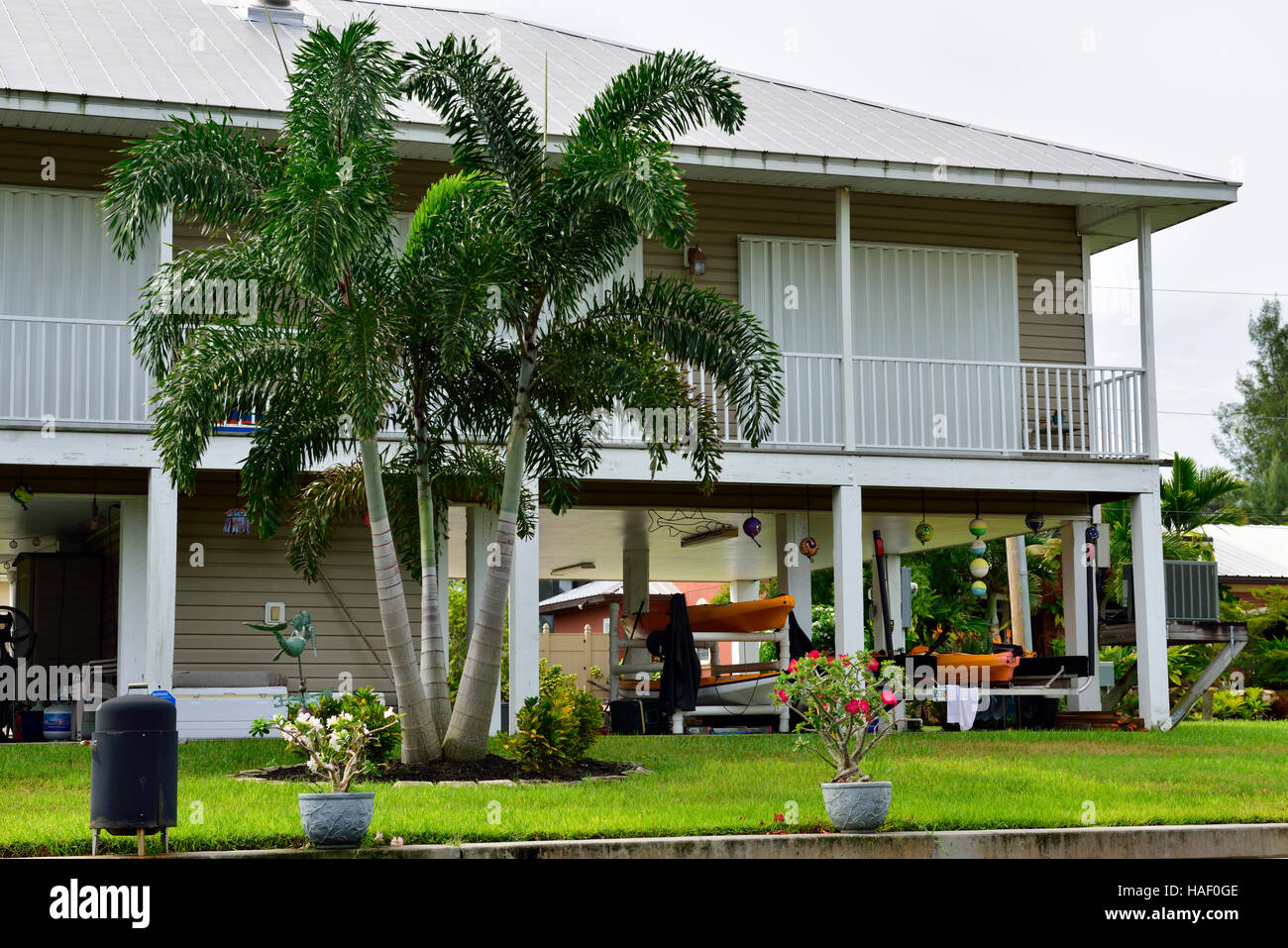 House in Florida built to code raised on stilts to survive flooding in ...