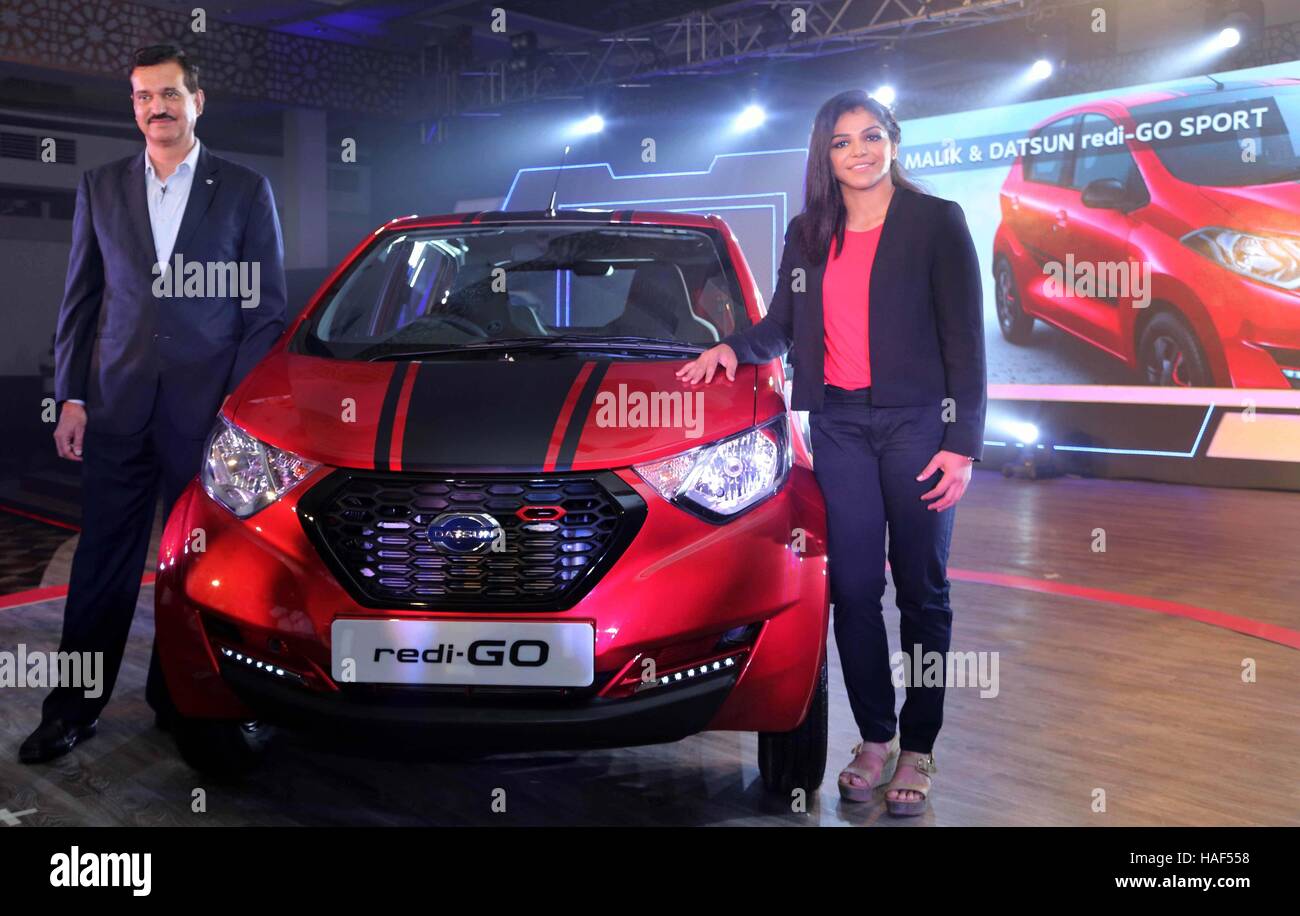 Rio Olympics bronze media winning wrestler Sakshi Malik Arun Malhotra Nissan Motor India unveiling Datsun Redi Go Sport Delhi Stock Photo