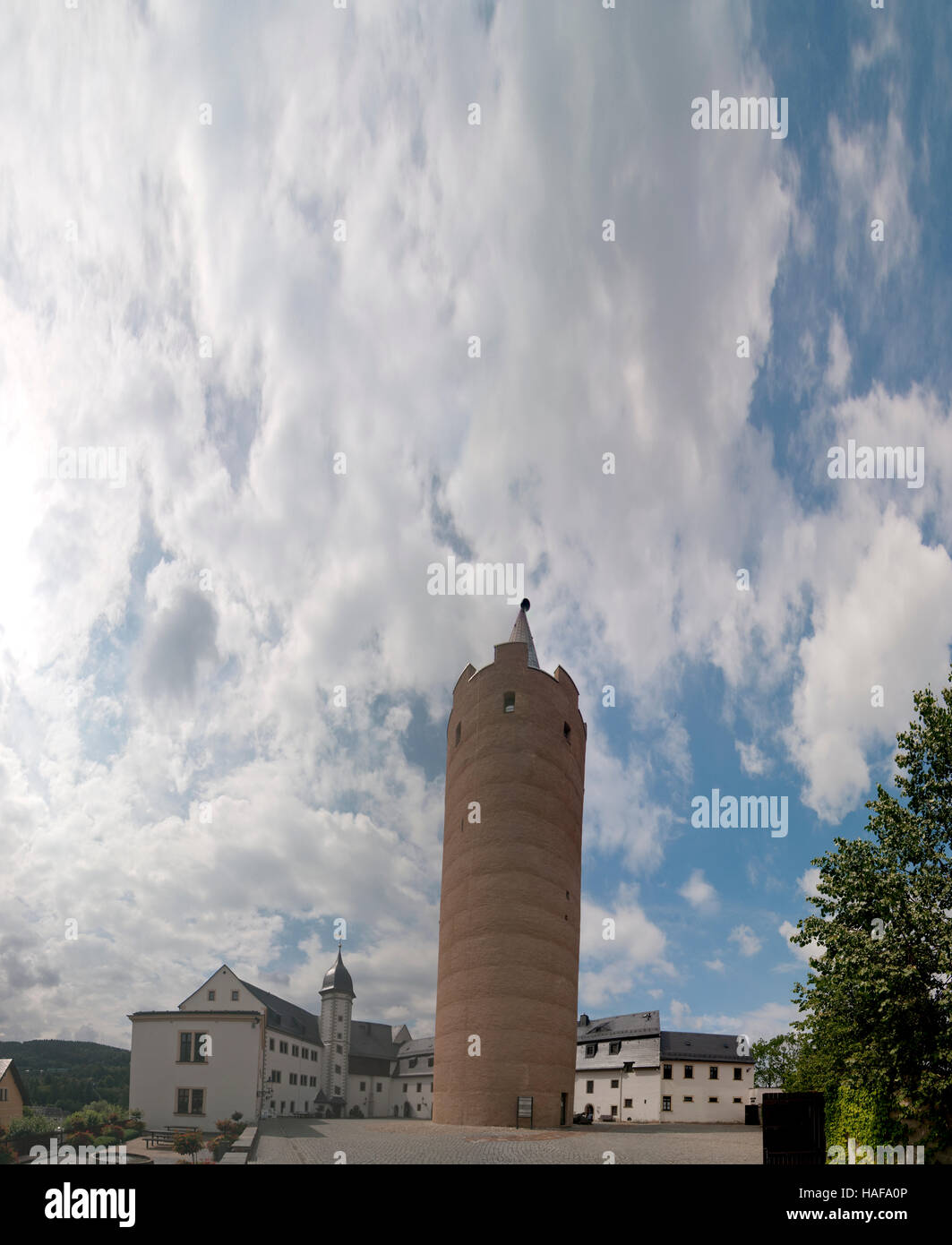 Zschopau (Erzgebirge): Schloss Wildeck mit Turm 'Dicker Heinrich', Erzgebirge, Ore Mountains, Sachsen, Saxony, Germany Stock Photo
