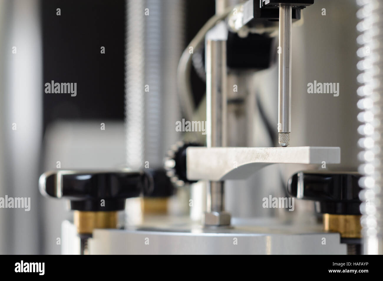 Laboratory soil test equipment for shear strength determination by