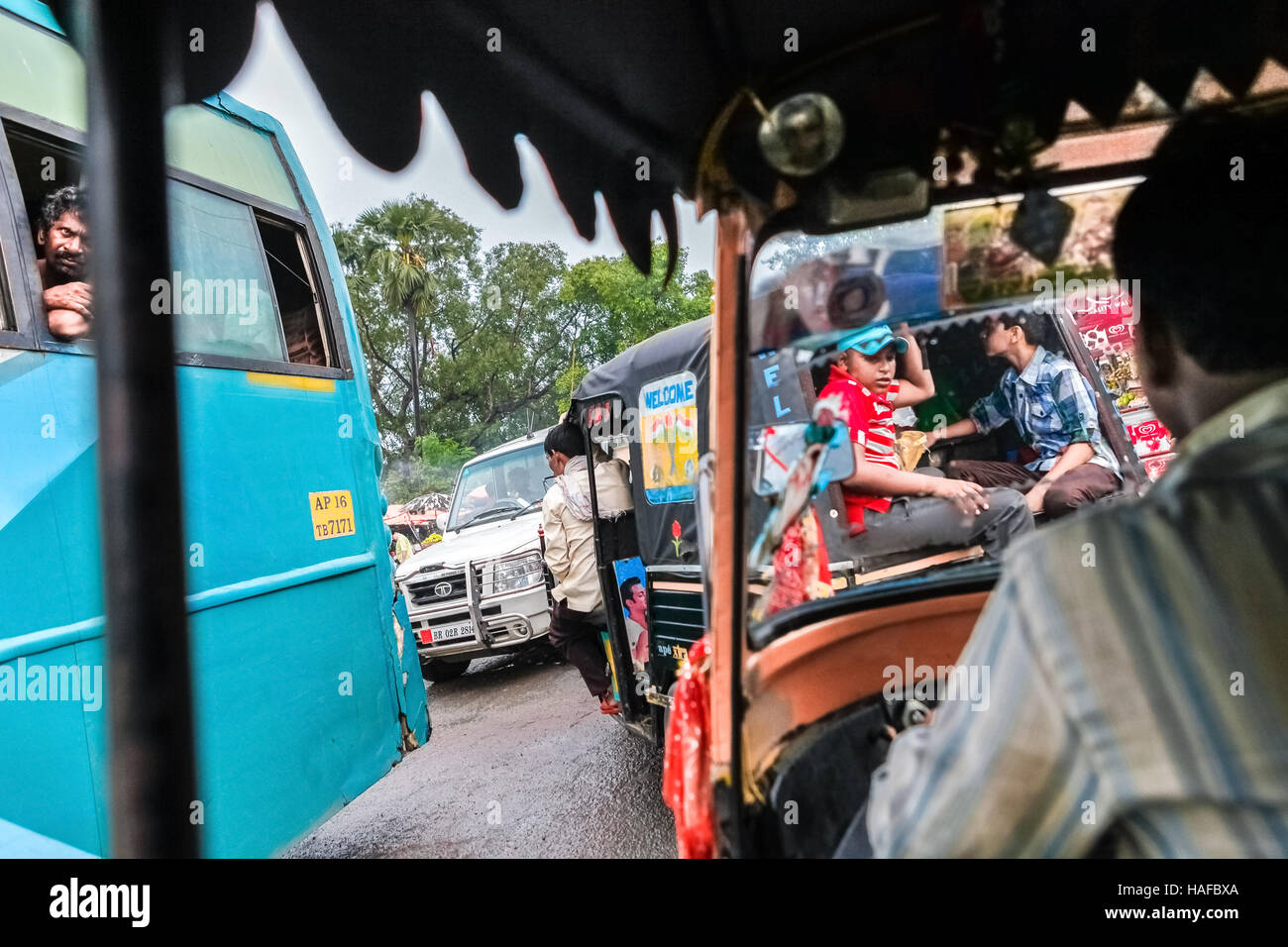 Traffic jam at an intersection between Bodh Gaya and Gaya in Bihar, India. Stock Photo