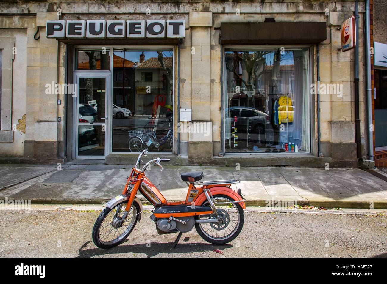 Peugeot moped hi-res stock photography and images - Alamy