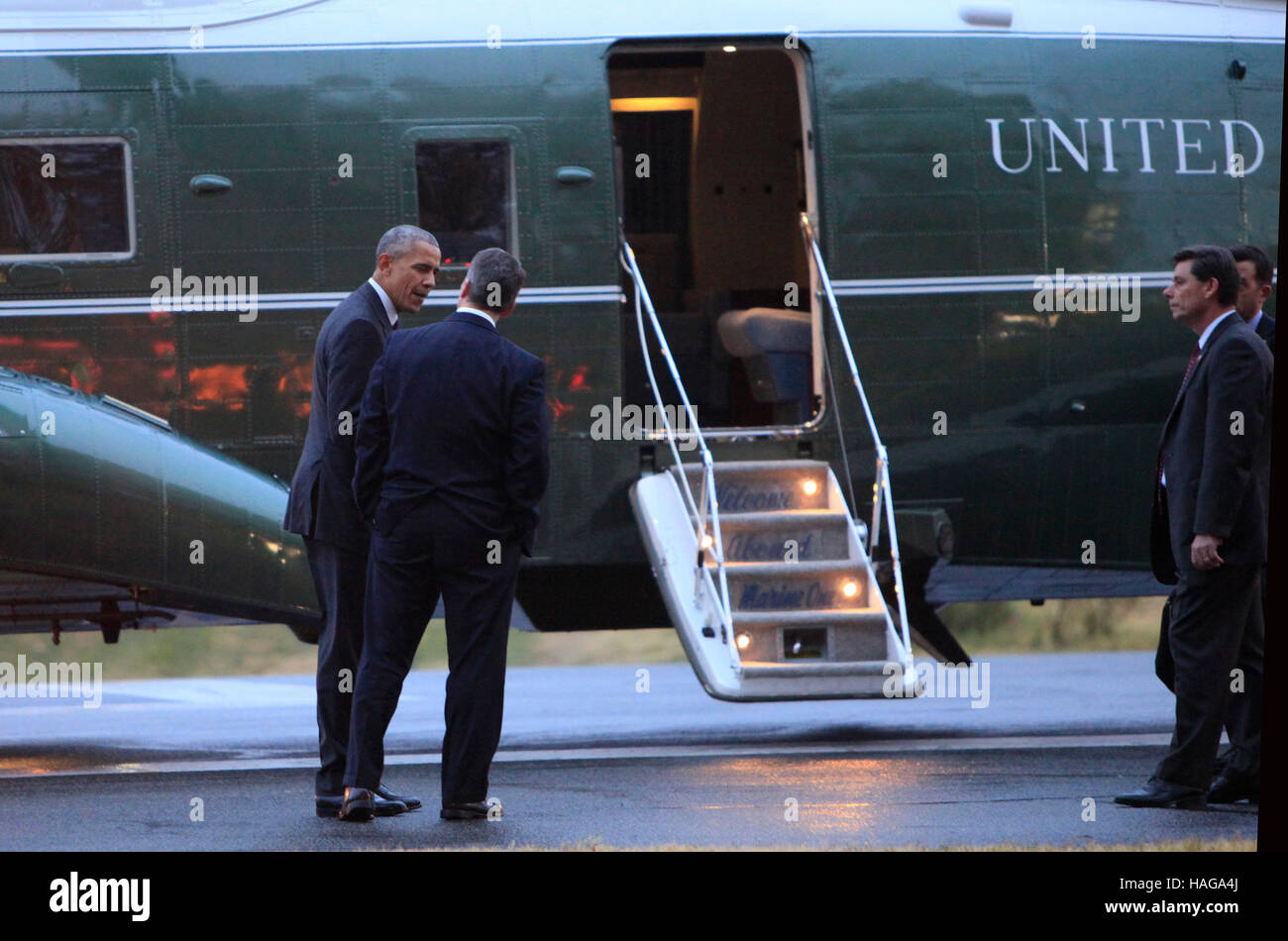 Obama Walter Reed President Barack Obama departs the Walter Reed National Military ...