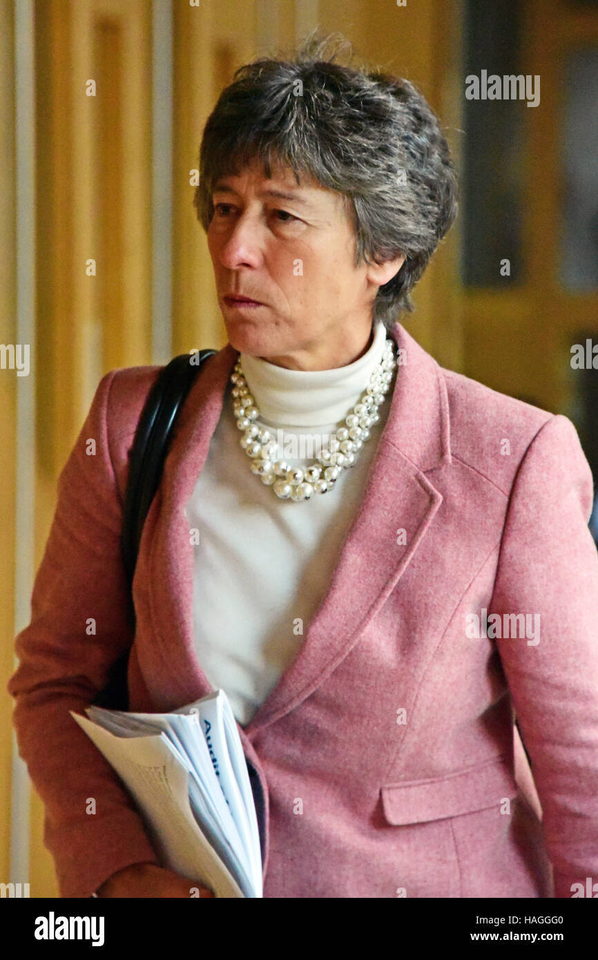 Liz smith hires stock photography and images Alamy