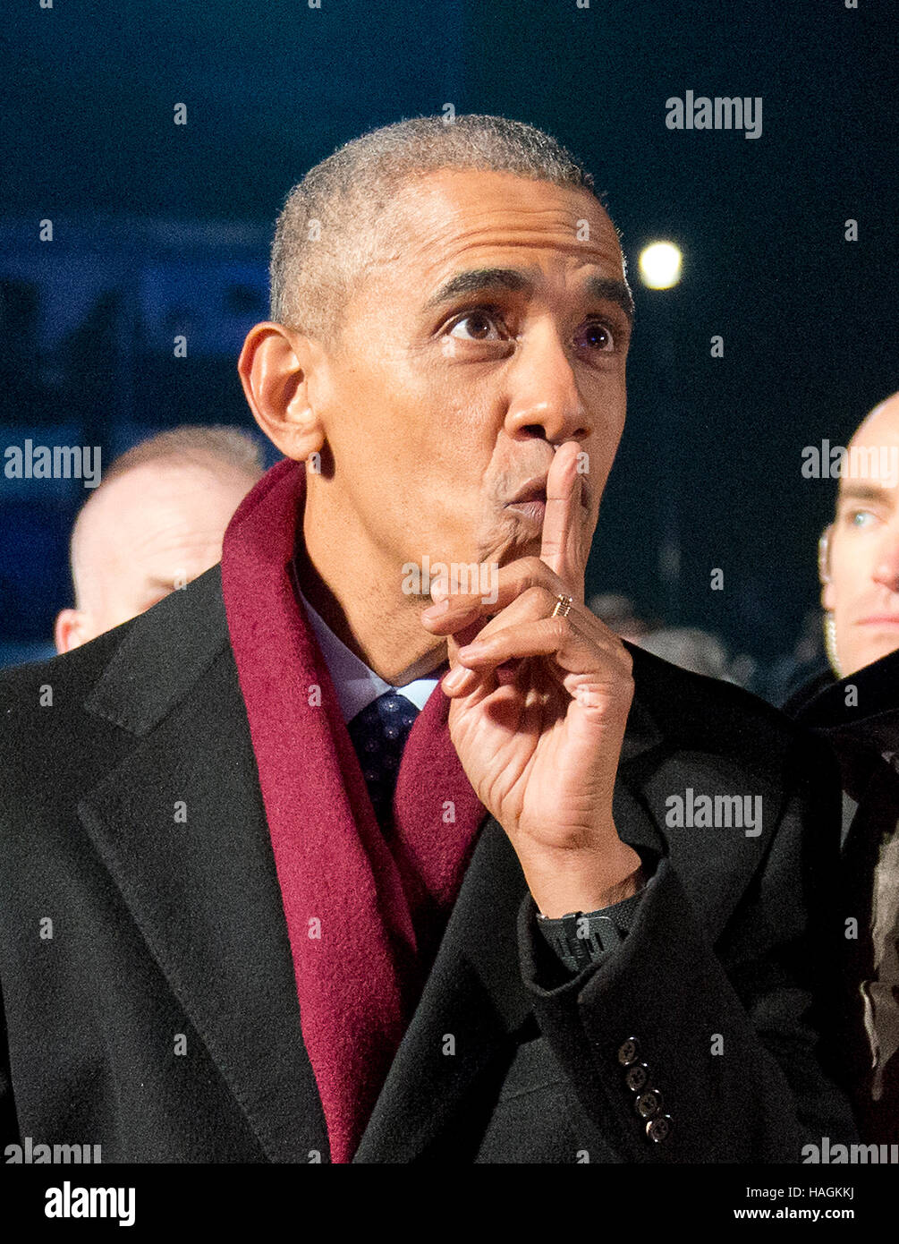 Family watches united states hi-res stock photography and images - Alamy