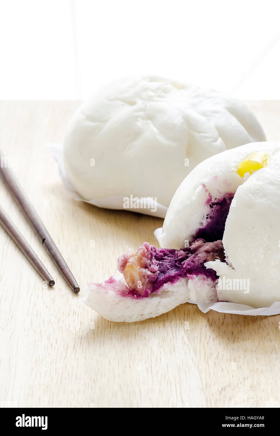 Dim sum dumpling on hi res stock photography and images Alamy