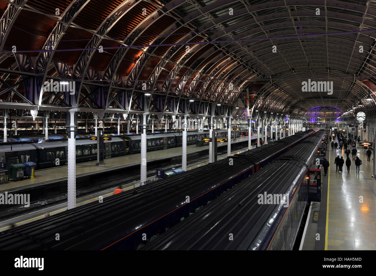 Paddington Station trains platform Stock Photo Alamy