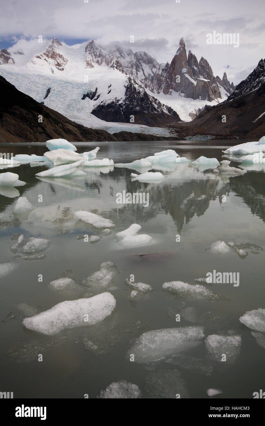 Lago torre viewpoint near El Chalten in Los Glaciares National Park ...
