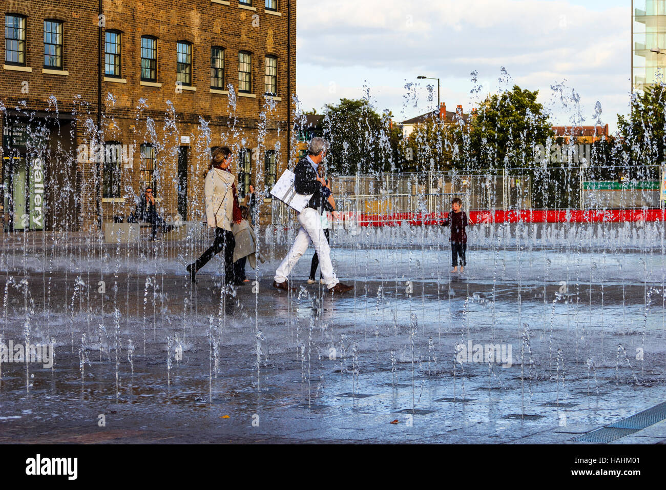 Fountains in Granary Square at the beginning of the redevelopment of