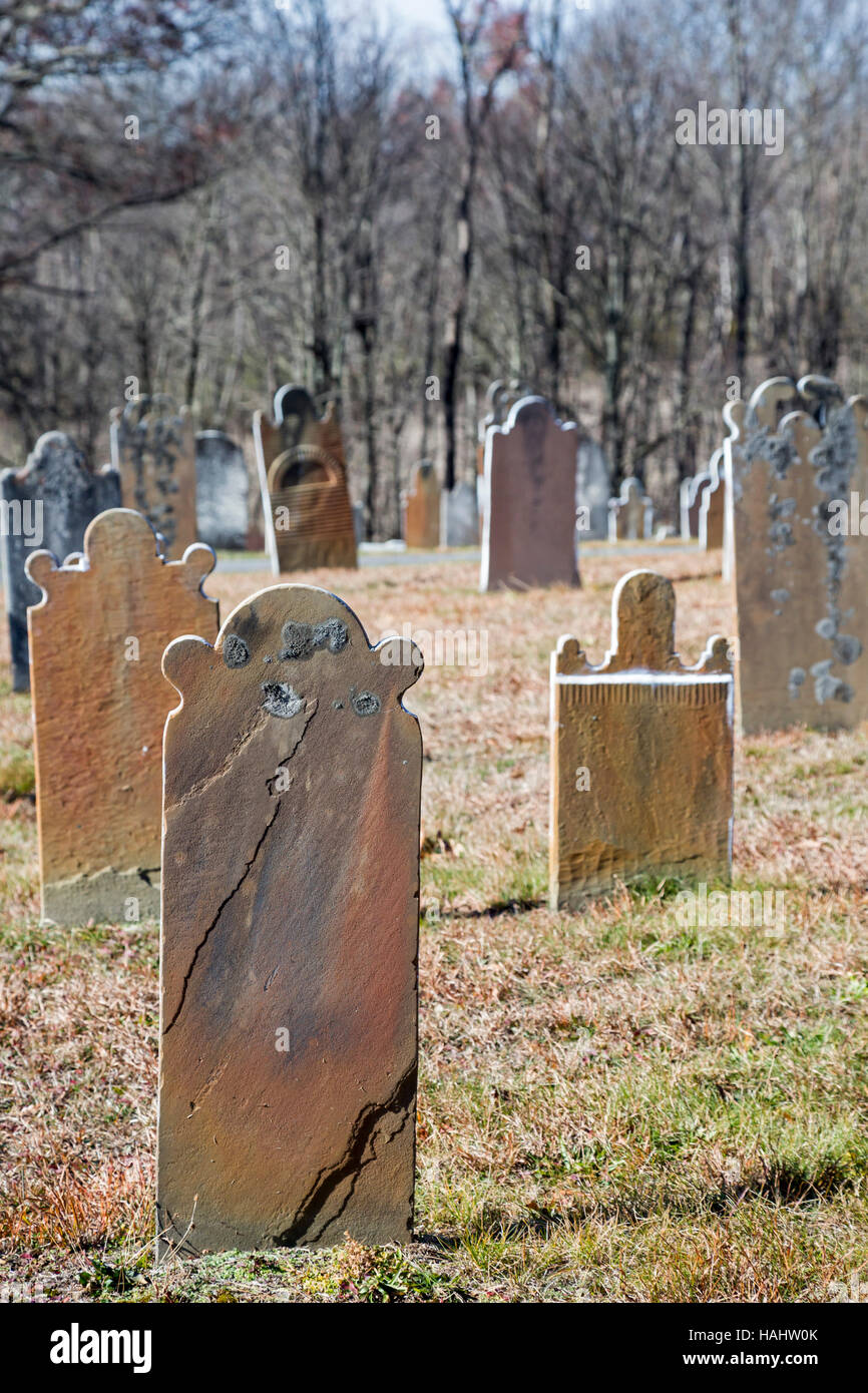 Old tombstone hires stock photography and images Alamy