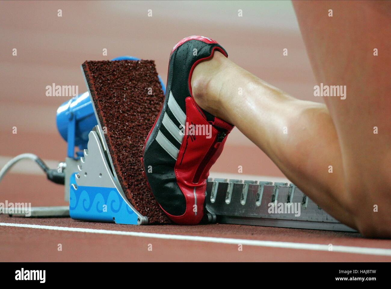 Starting block 100m hires stock photography and images Alamy