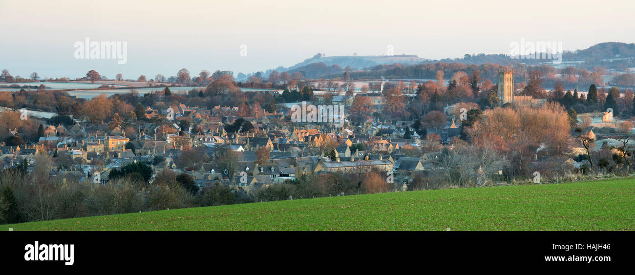 Autumn frost over Chipping Campden at sunrise. Chipping Campden, Gloucestershire, Cotswolds, England. Panoramic Stock Photo