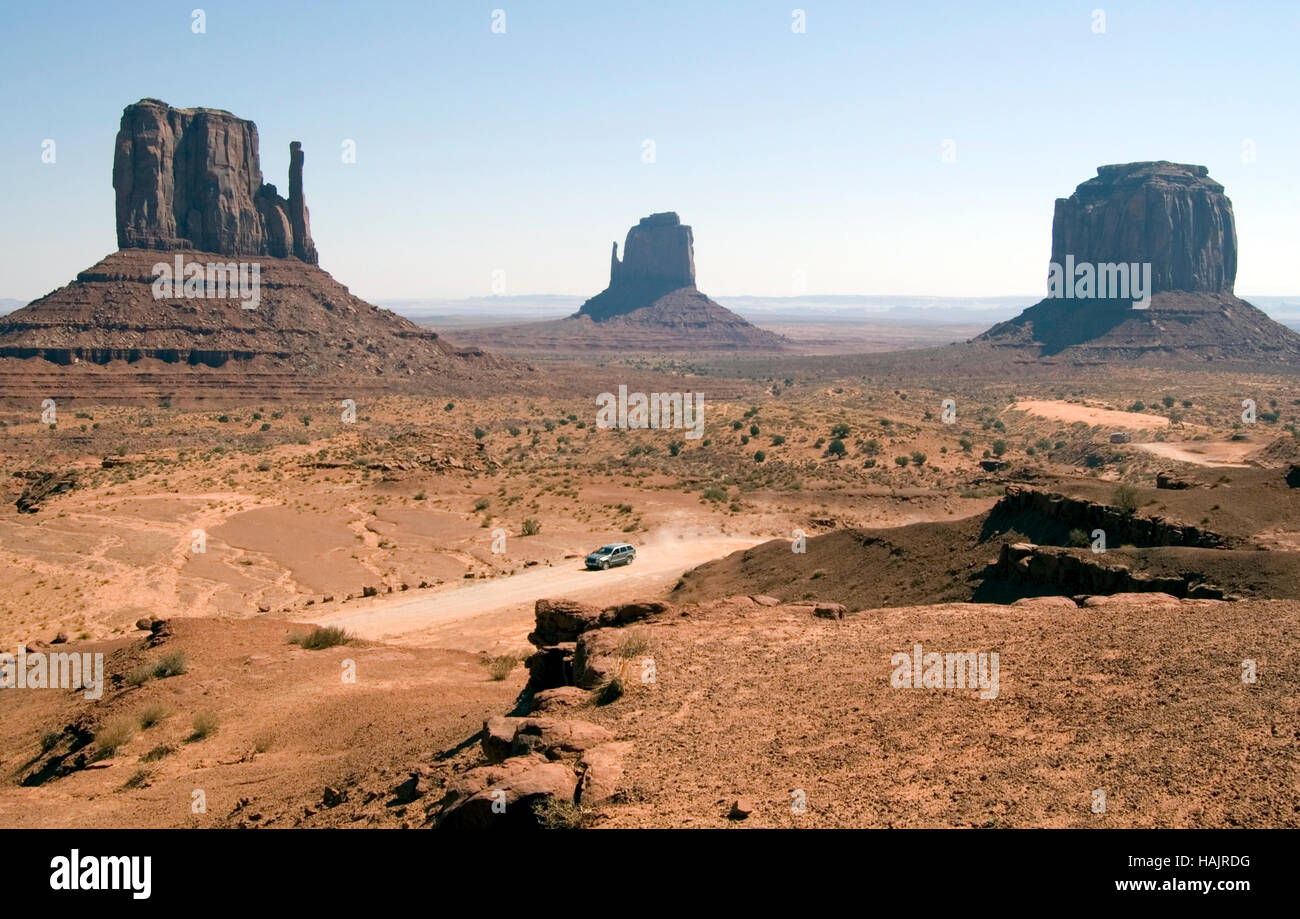 U.S.A. UTAH; NAVAJO TRIBAL PARK; MONUMENT VALLEY ROCK FORMATIONS Stock