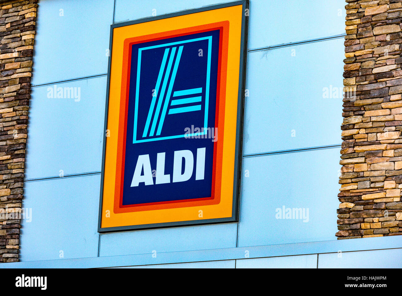An Aldi Store in Bakersfield California USA Stock Photo Alamy