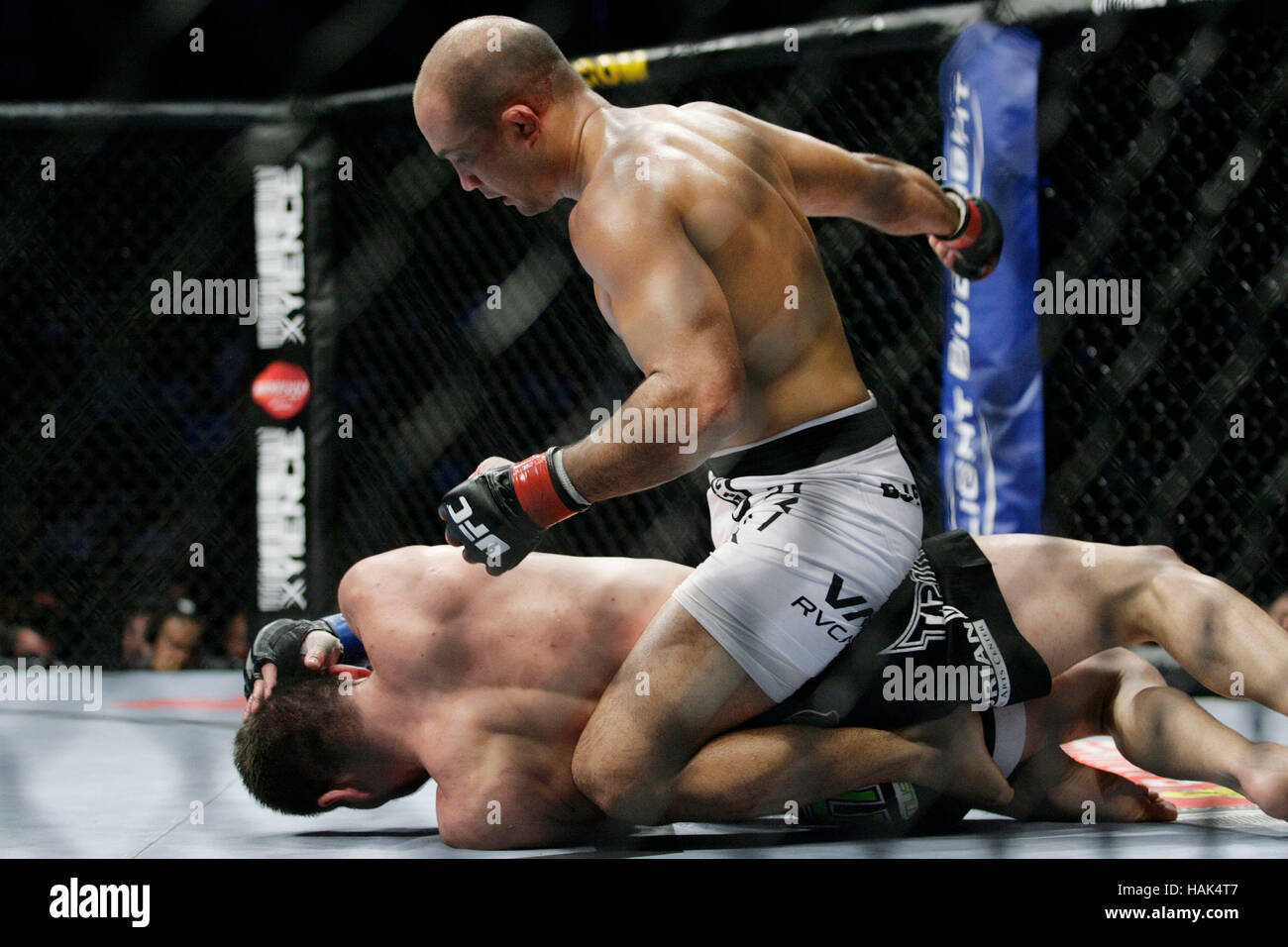 Penn cage hi-res stock photography and images - Alamy