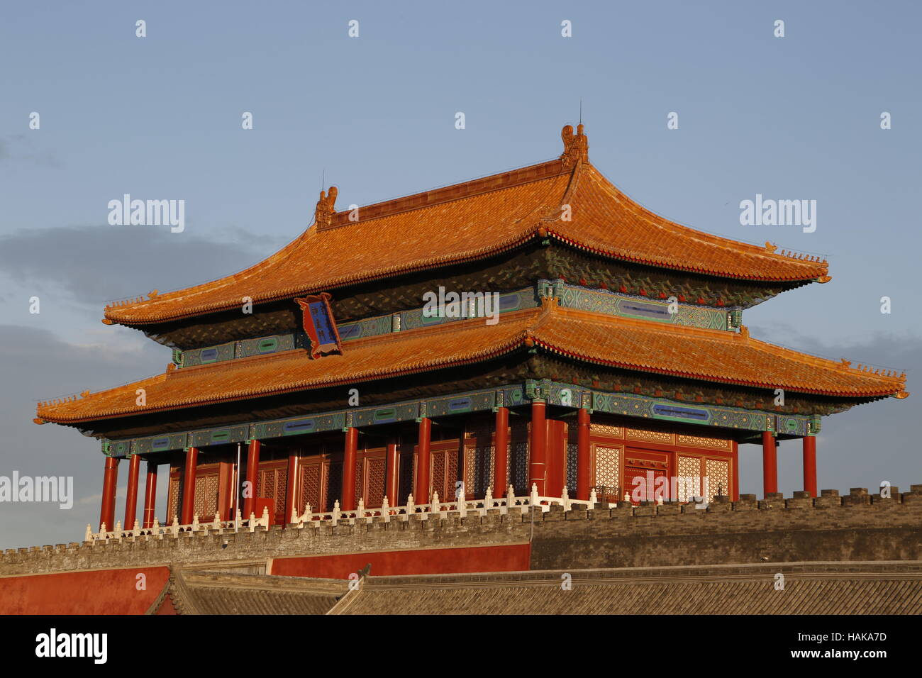 The Gate of Divine Prowess reflected in the Palace Moat (Tongzi He) that surrounds the Forbidden City in Beijing Stock Photo