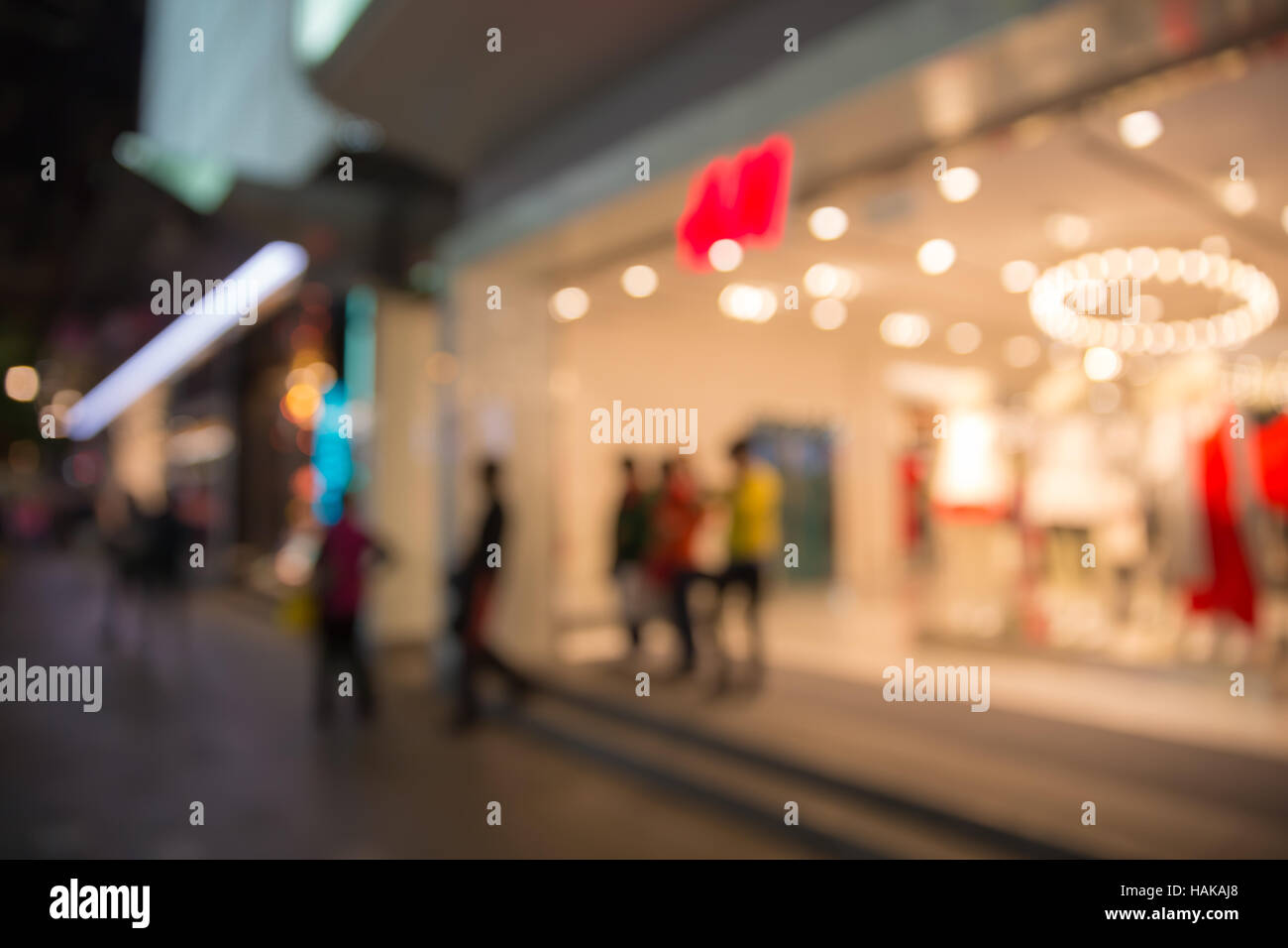 Hong kong shopping district hi-res stock photography and images - Alamy