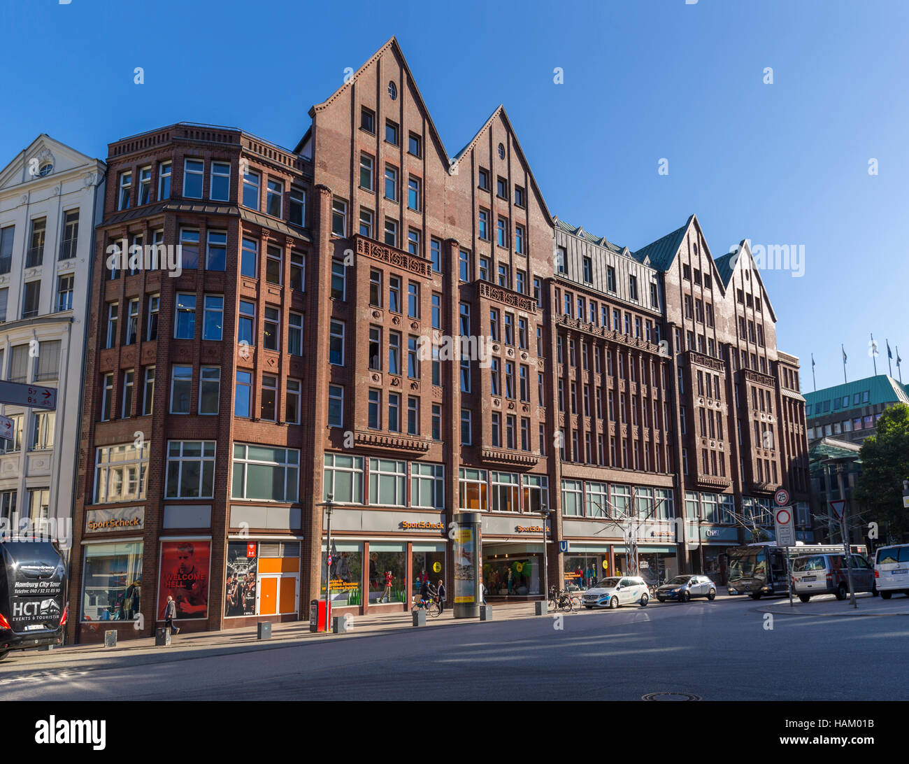 Germany Hamburg Downtown Altstadt Mönckebergstraße 18 Stock Photo - Alamy