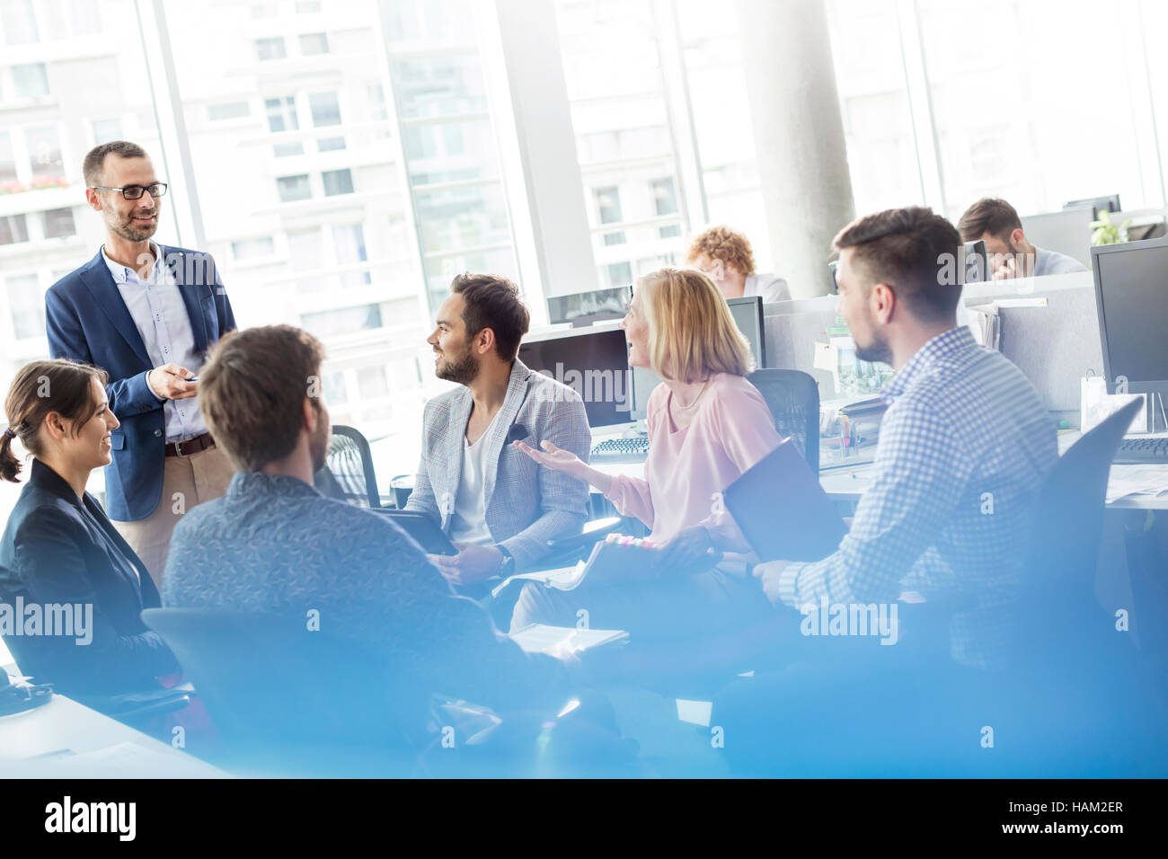 Business meeting open plan hi-res stock photography and images - Alamy