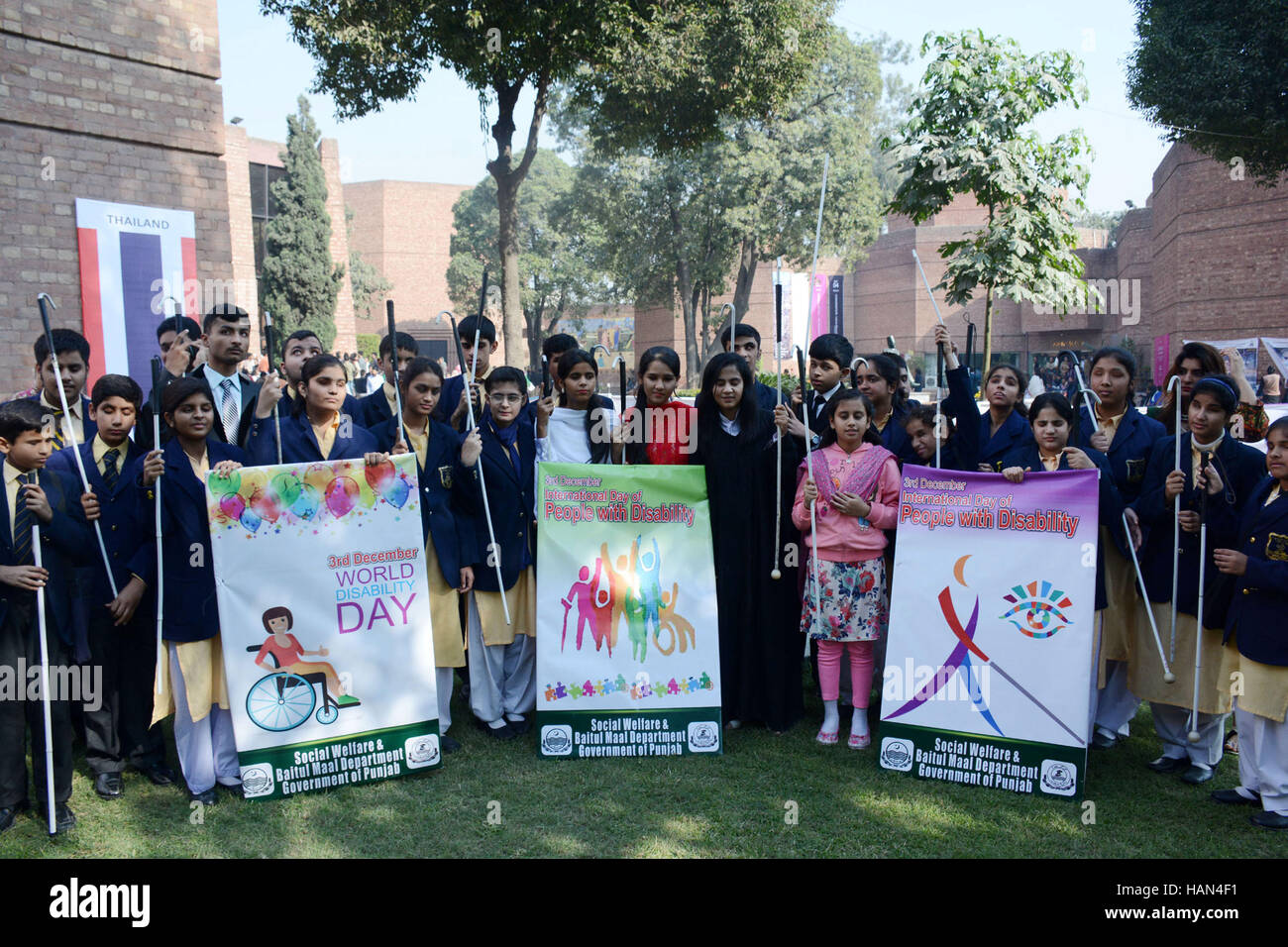 Lahore. 3rd Dec, 2016. Pakistani disabled students attend a rally to mark the International Day of Persons with Disabilities in Pakistan's Lahore on Dec. 3, 2016. Credit:  Sajjad/Xinhua/Alamy Live News Stock Photo
