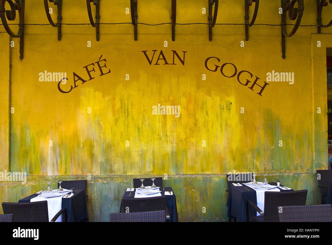 Cafe la Nuit, Vincent van Gogh Stock Photo Alamy