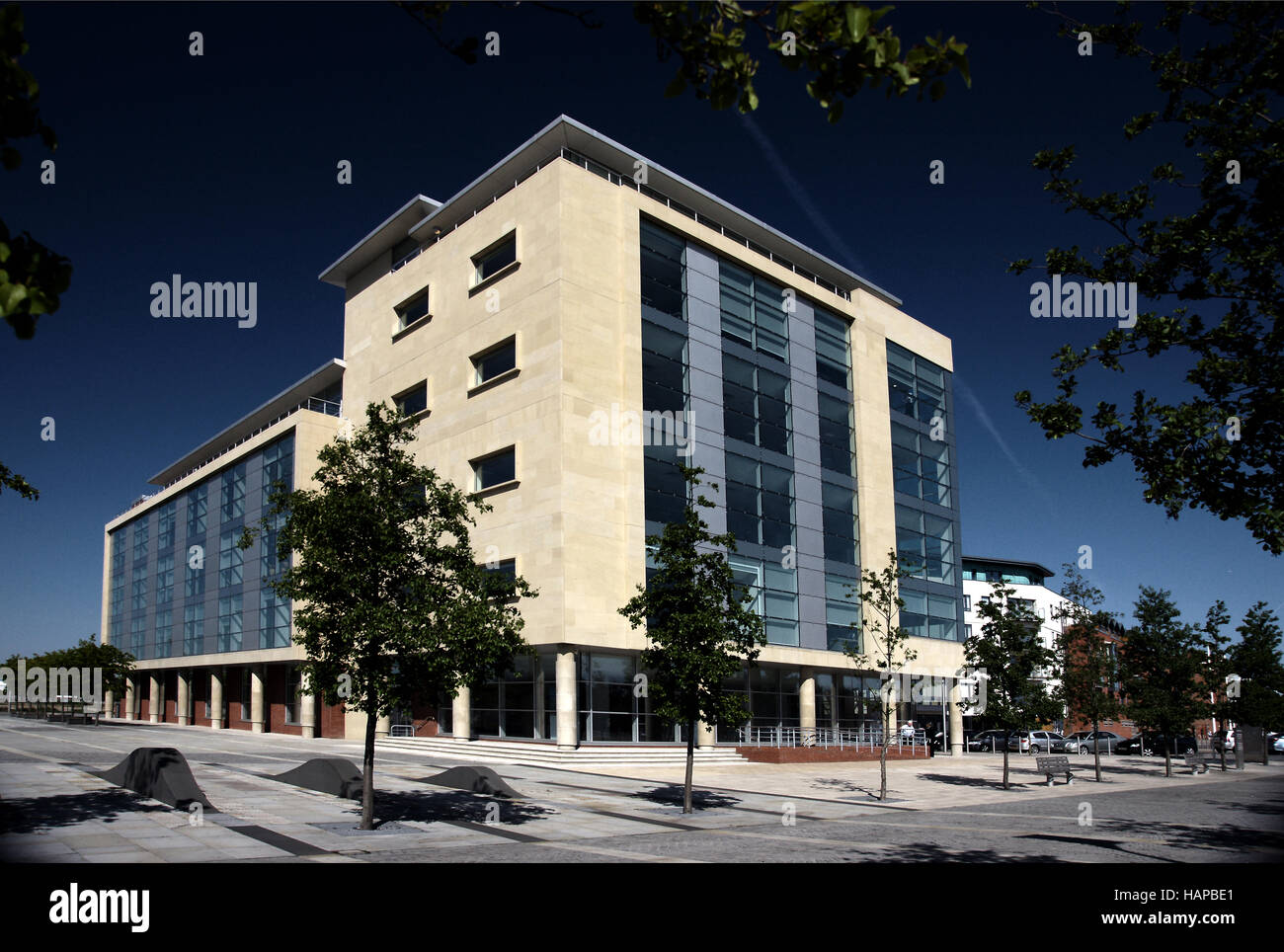 2 Humber Quays Wellington Street West Kingston Upon Hull  office block, glass and steel construction Stock Photo